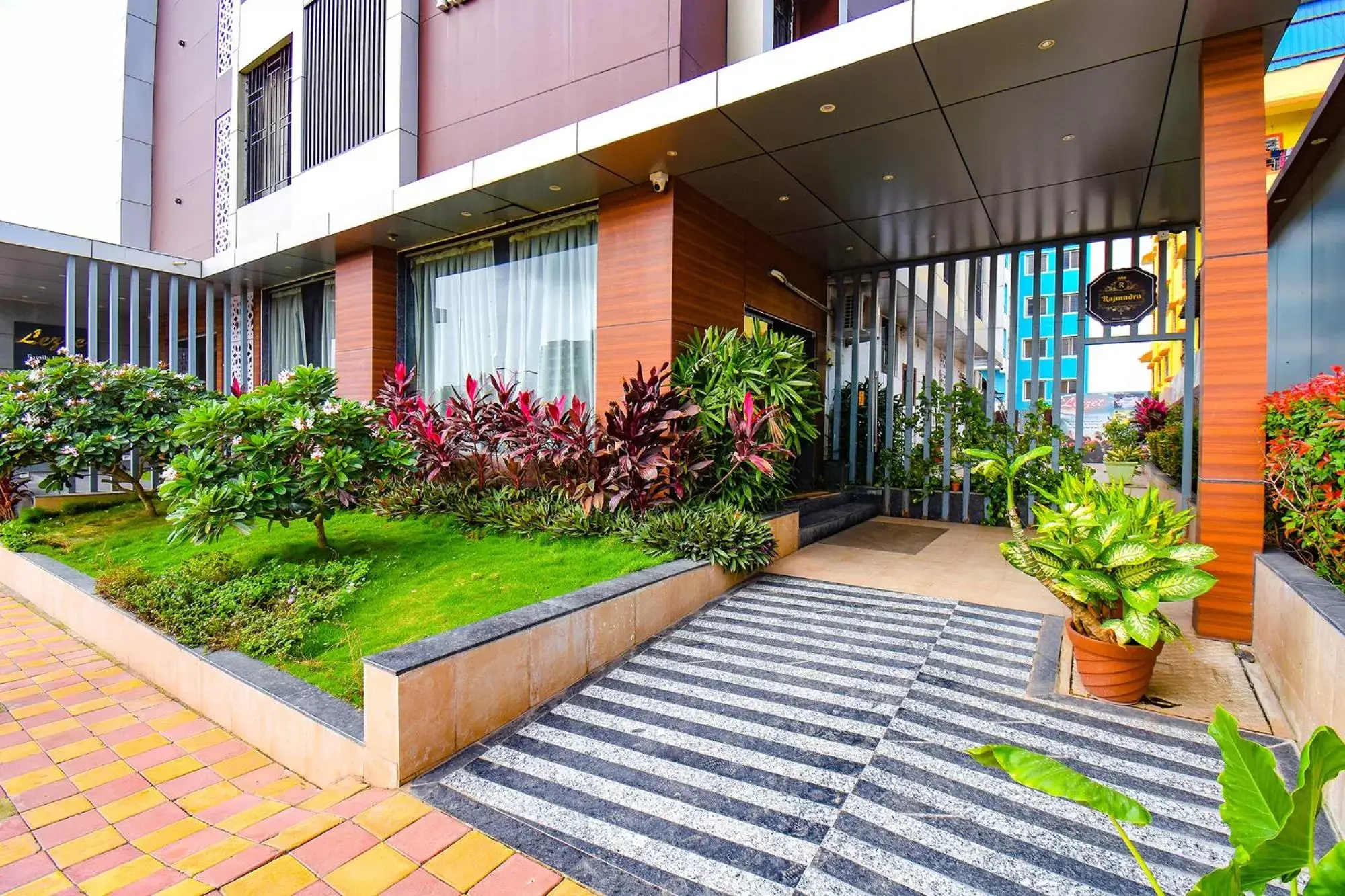 Property building in FabHotel Prime Rajmudra Property building in FabHotel Prime Rajmudra