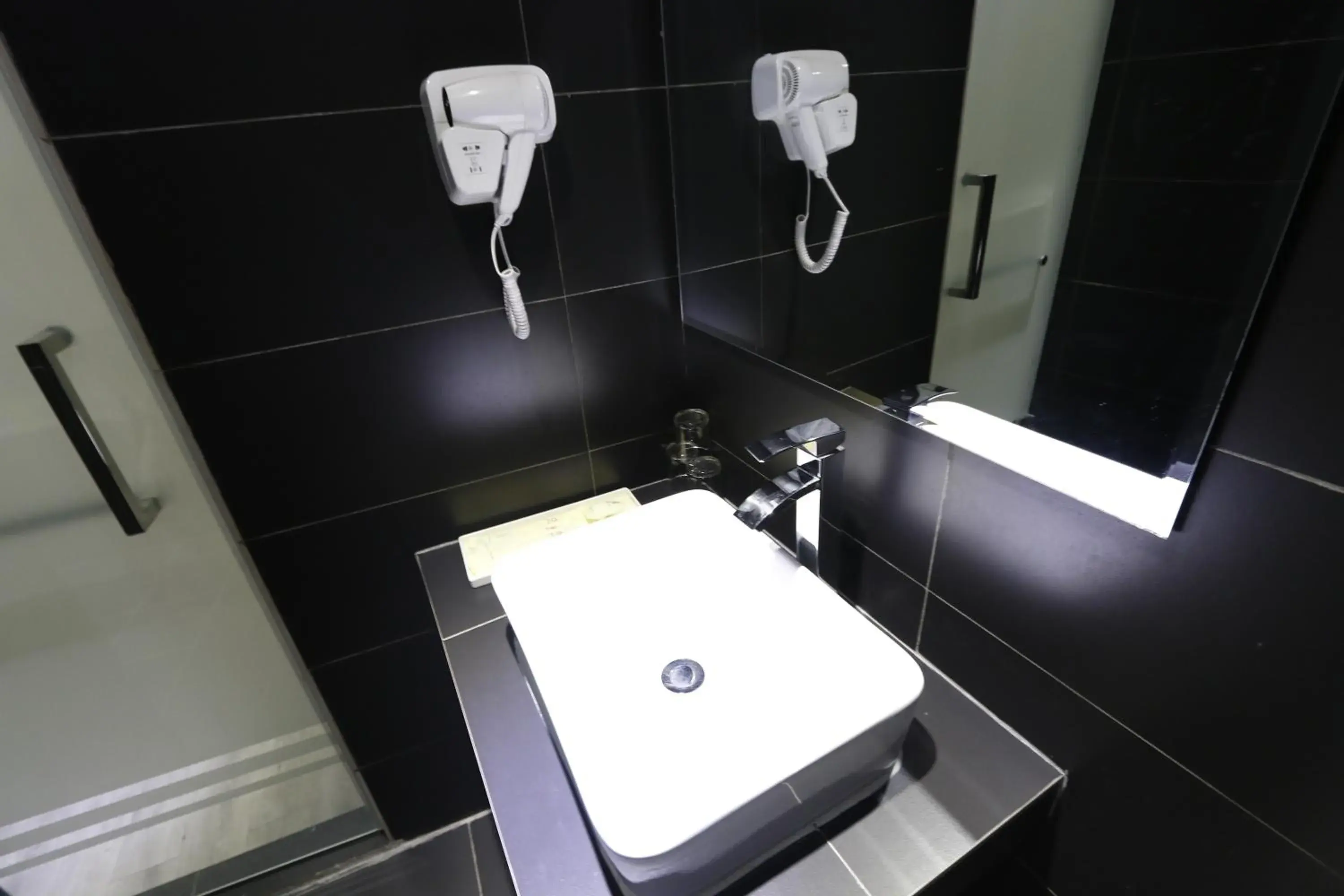 Shower, Bathroom in Hotel 99 Kuala Lumpur City