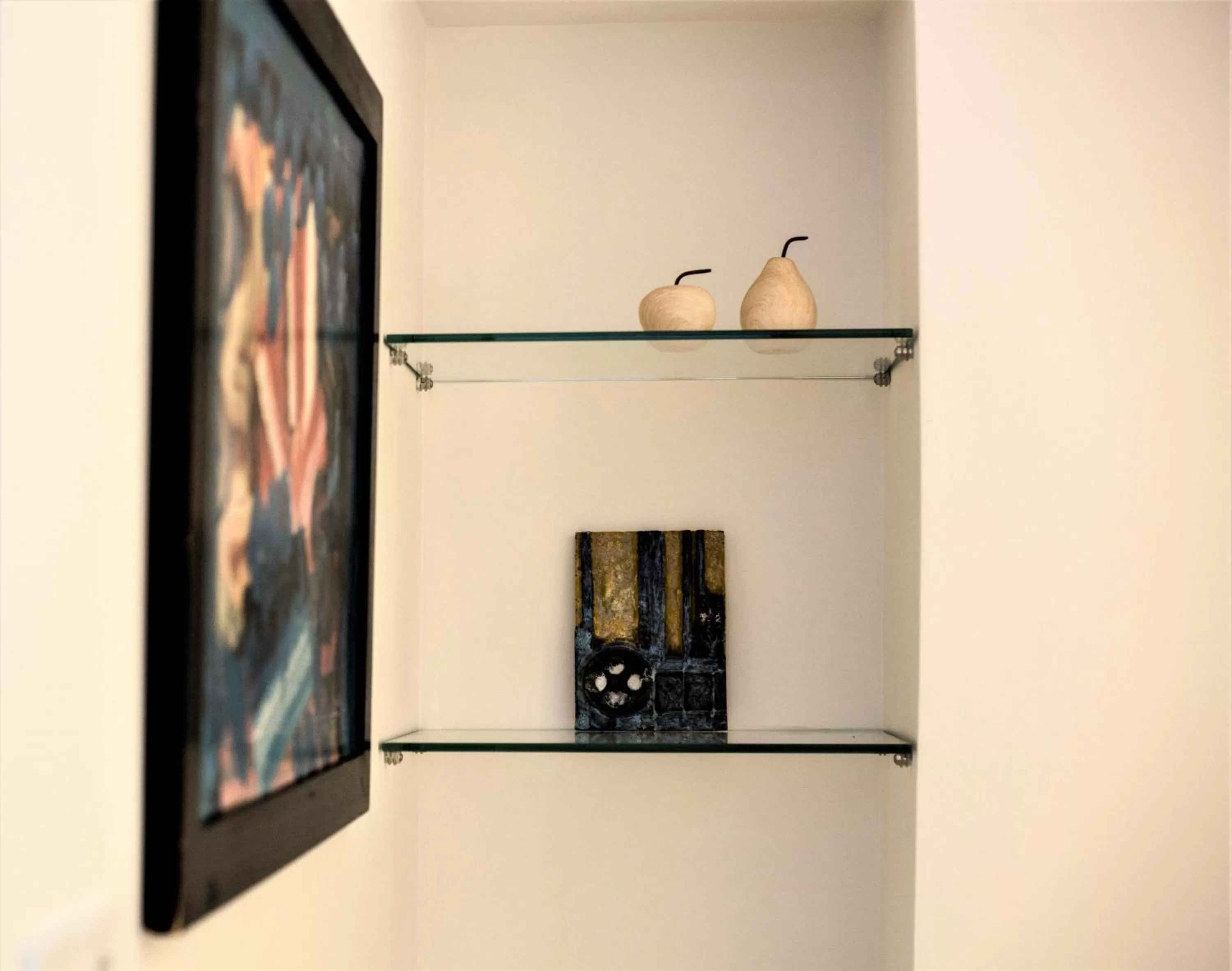 Troon of Athens Apartments