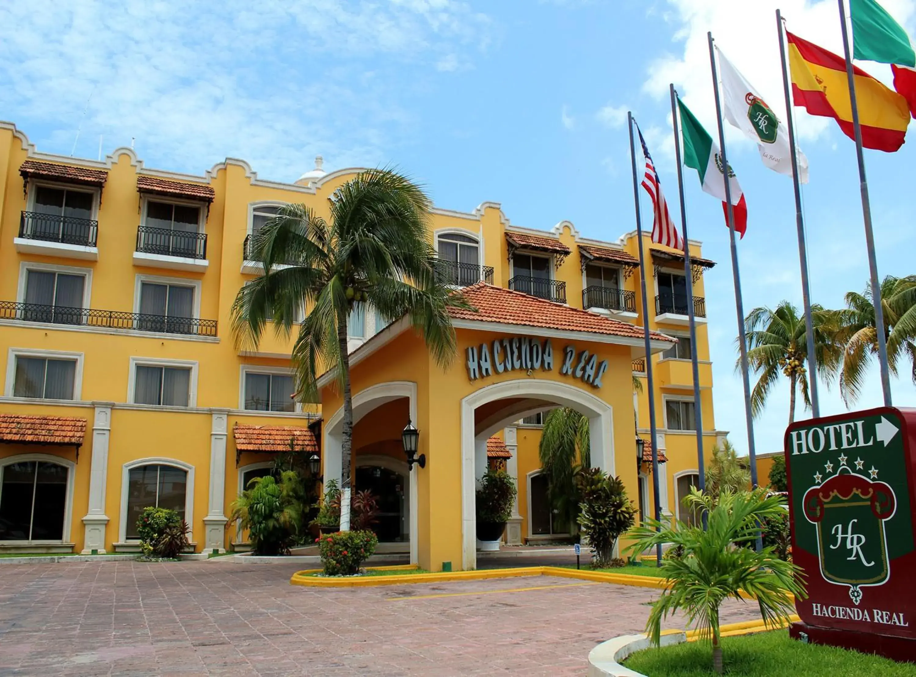 Property Building in Hotel Hacienda Real