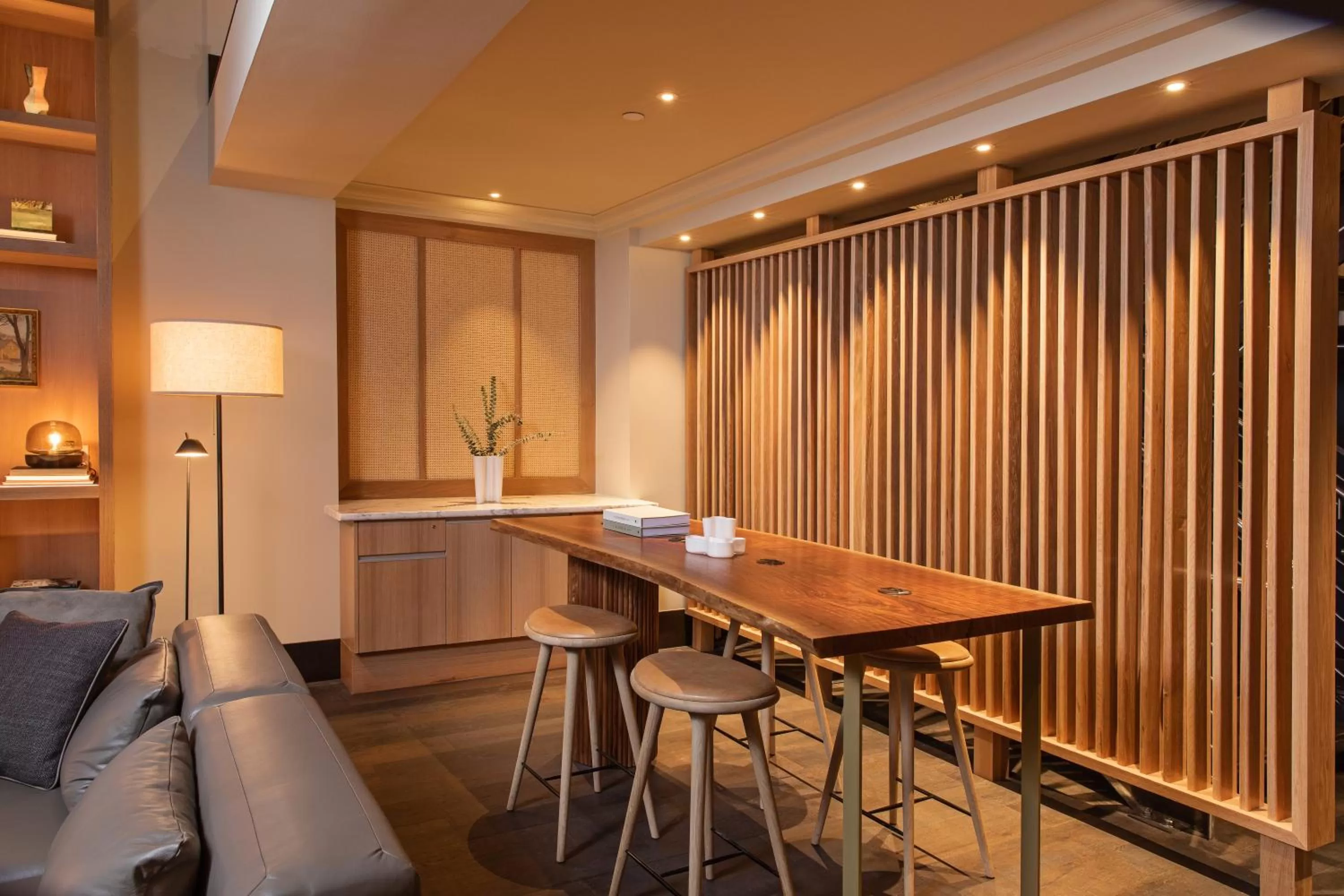 Lobby or reception in Ändra Hotel Seattle - MGallery Collection