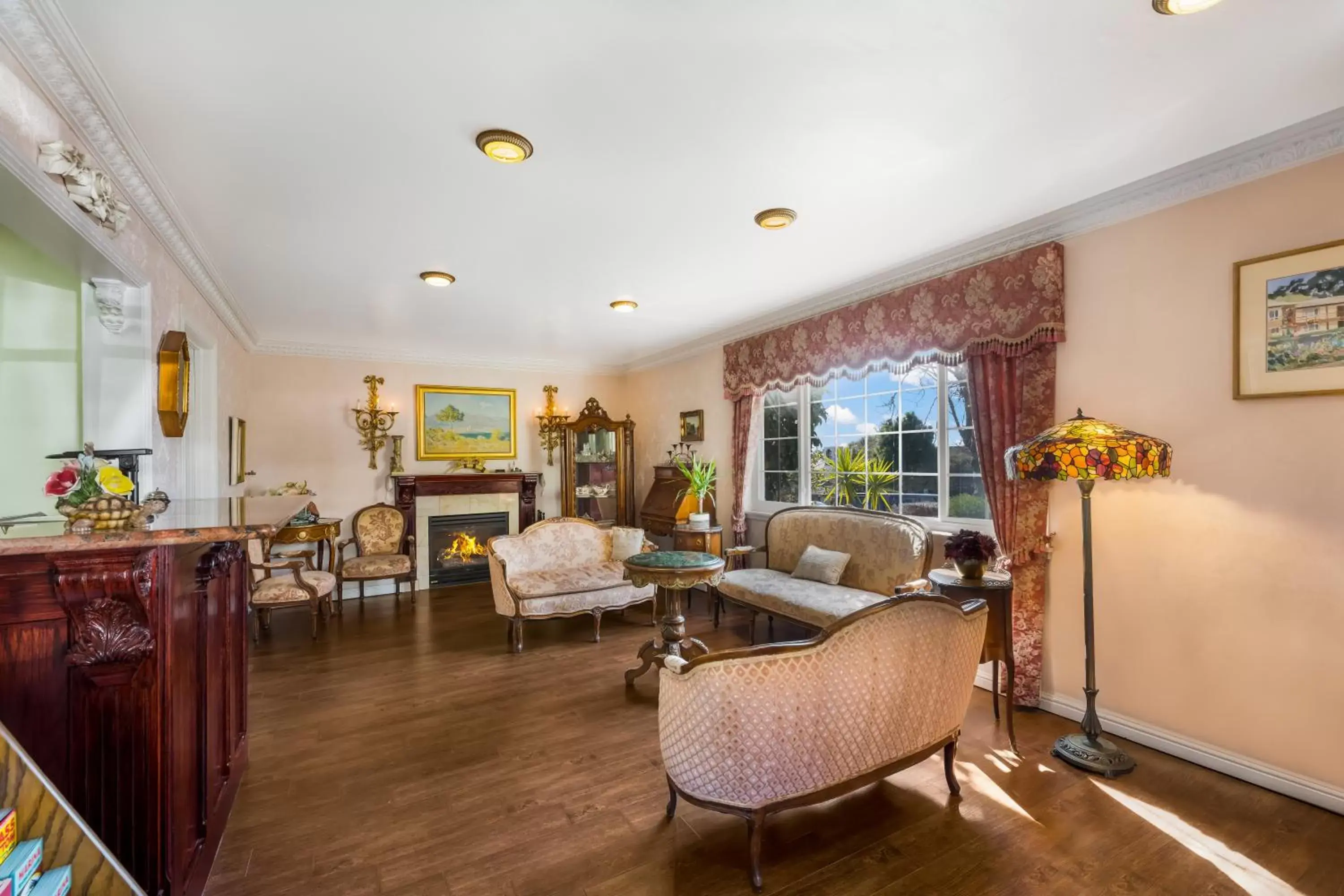 Lobby or reception in Carmel Inn & Suites Lobby or reception in Carmel Inn & Suites