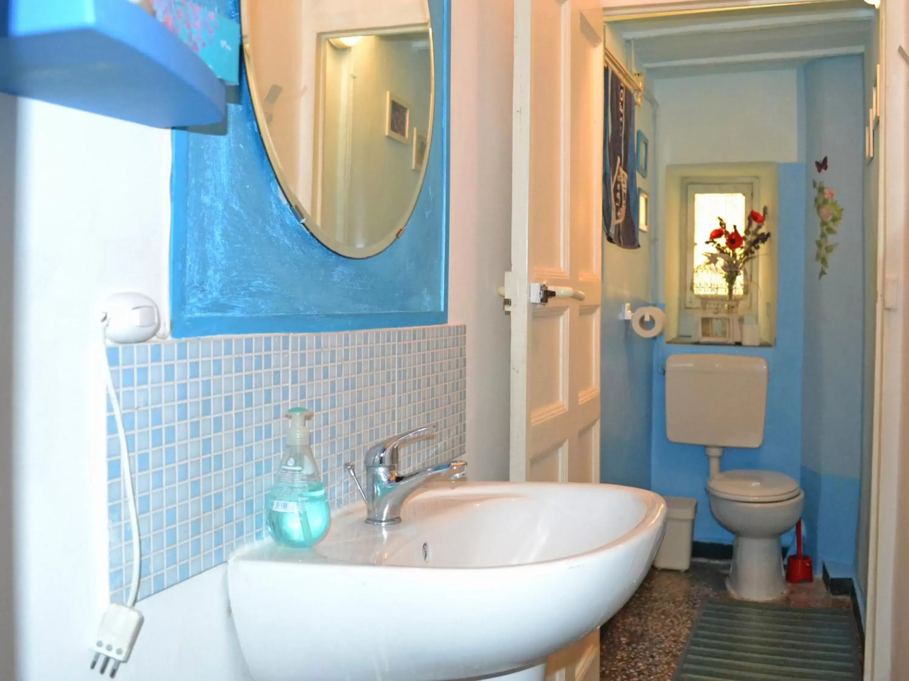 Bathroom in B&B Blue Home