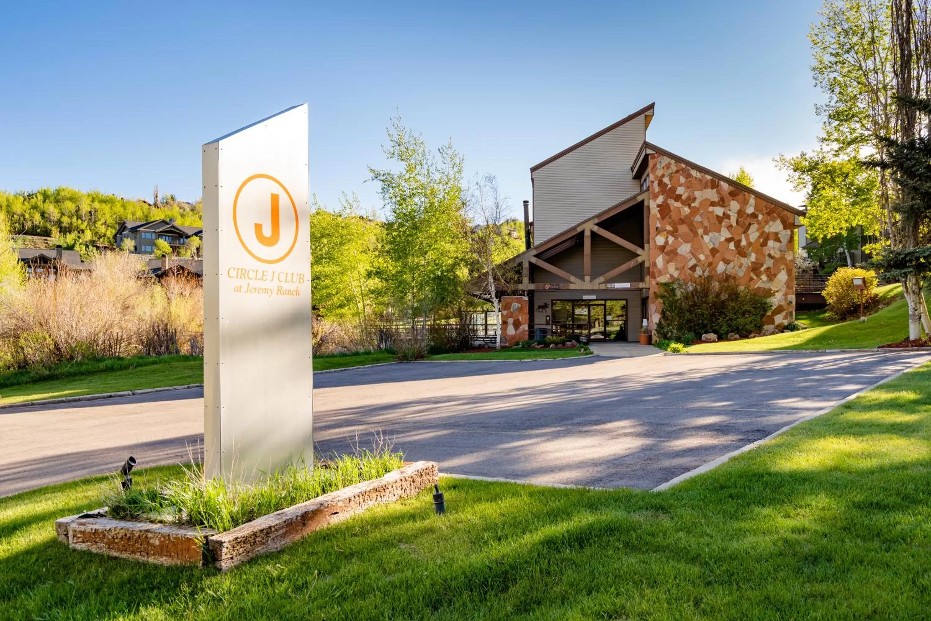 Property Building in Circle J Club at Jeremy Ranch