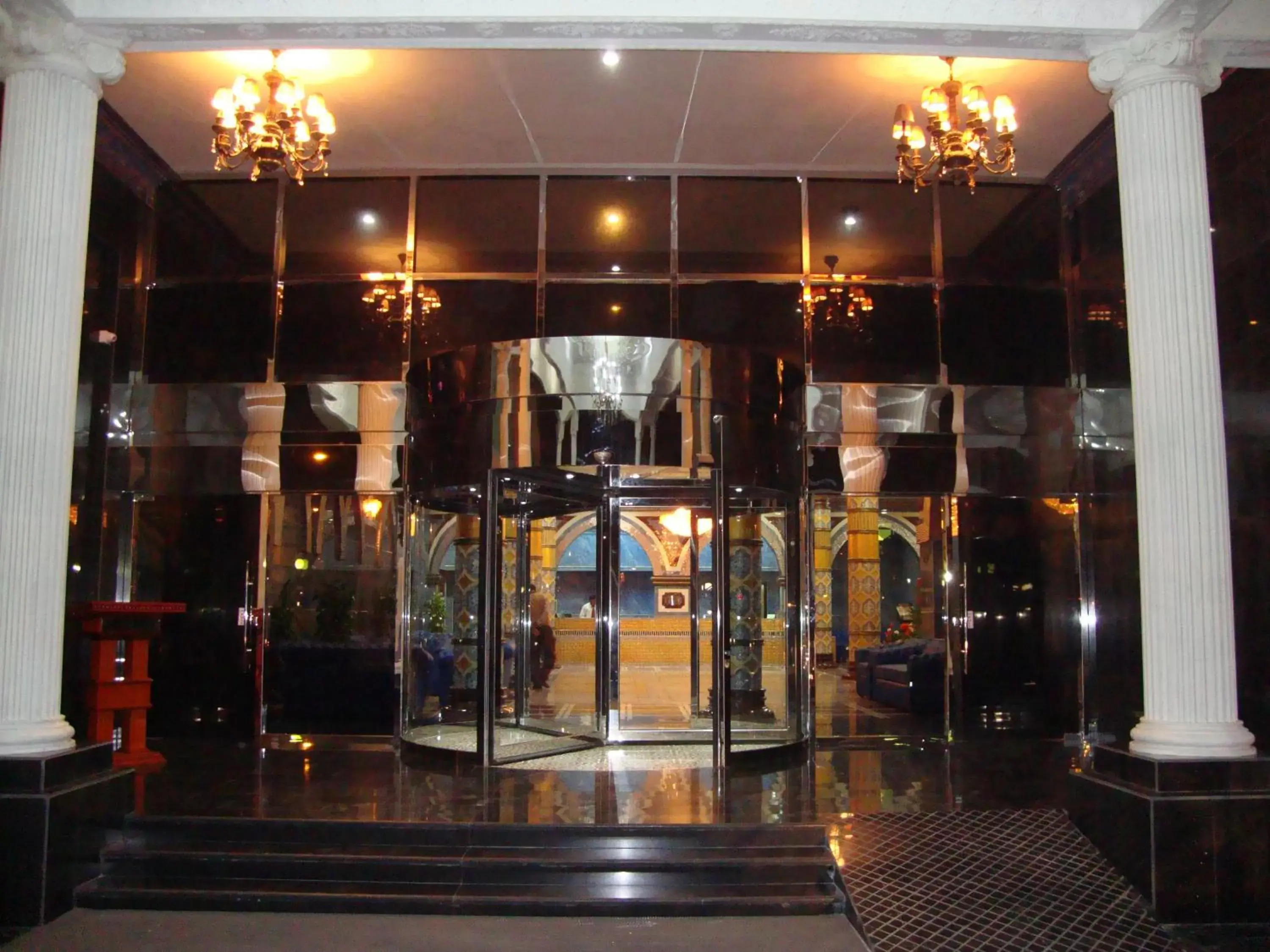 Facade/entrance in Gulf Gate Hotel