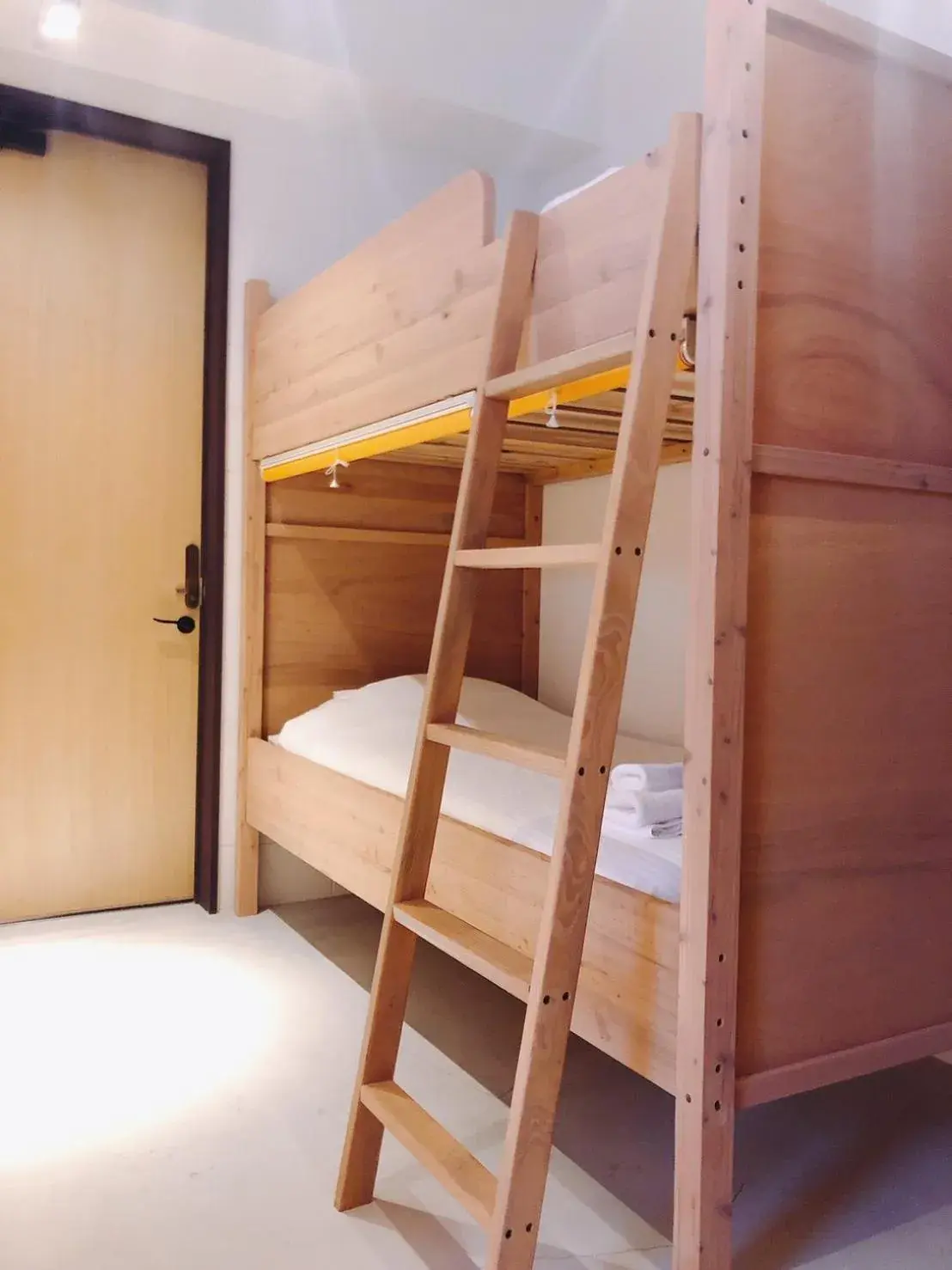 bunk bed in LESTEL NAHA