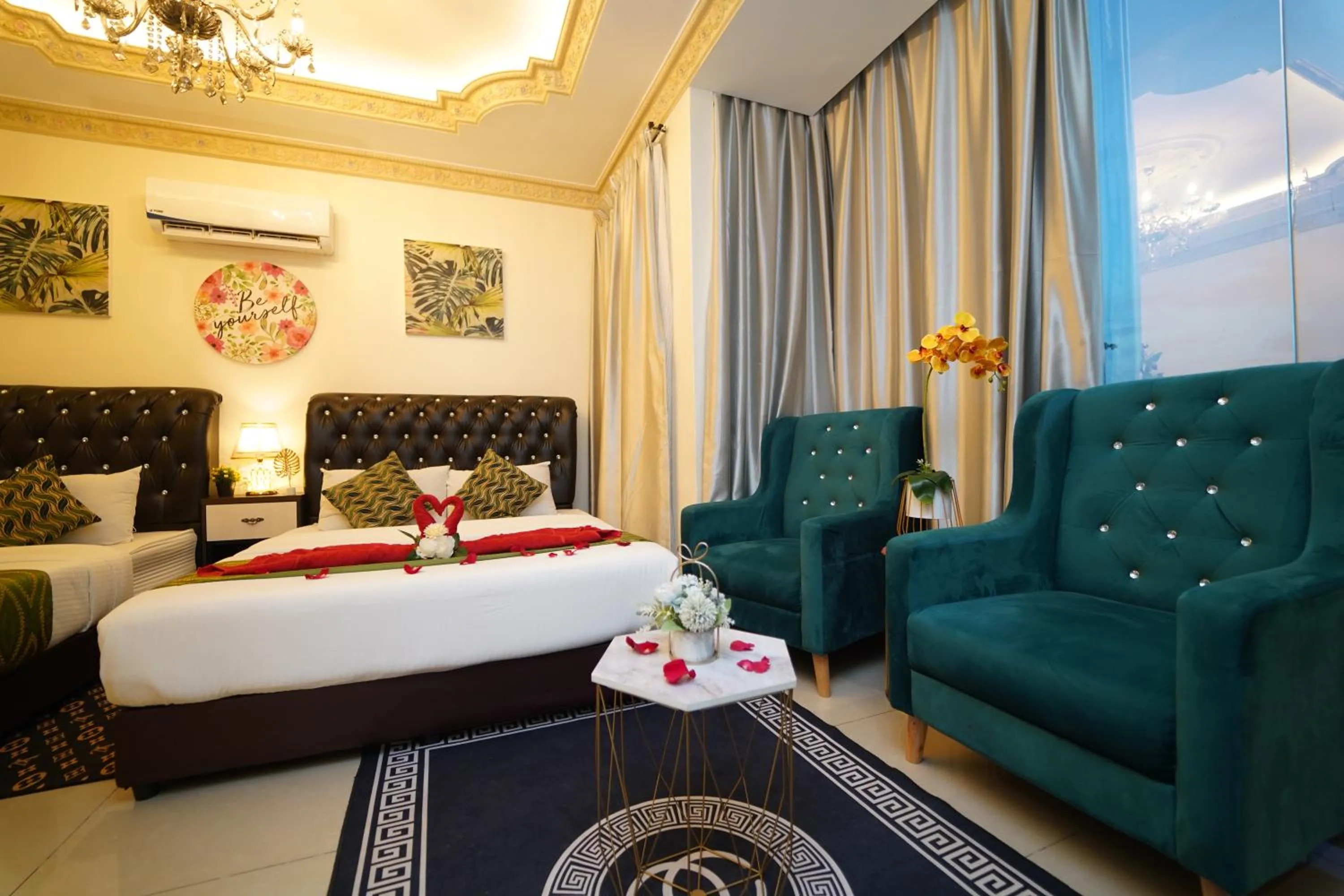 Bed in Ghazrin's Classic Hotel JB