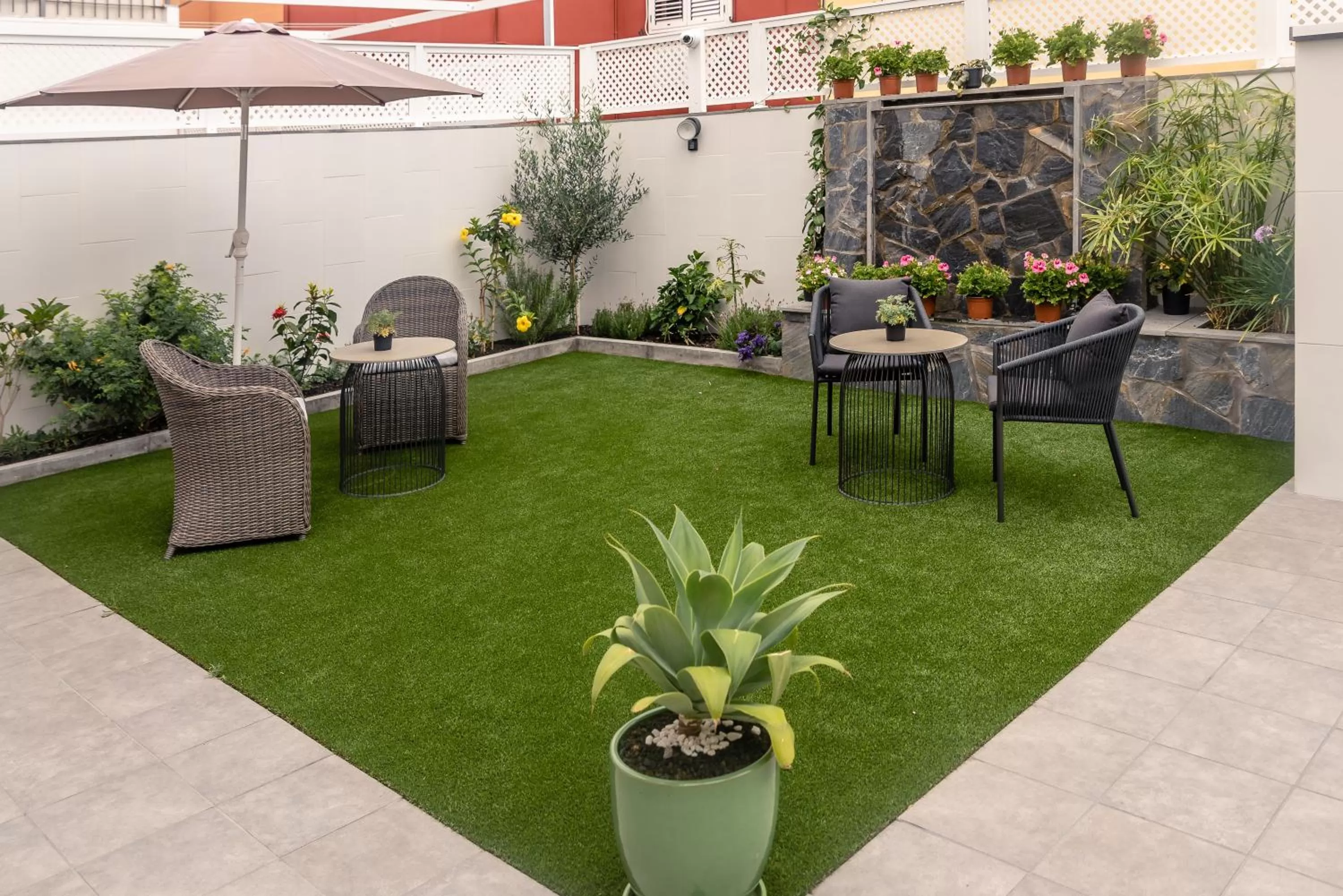 Property building in La Palmera Hotel Boutique