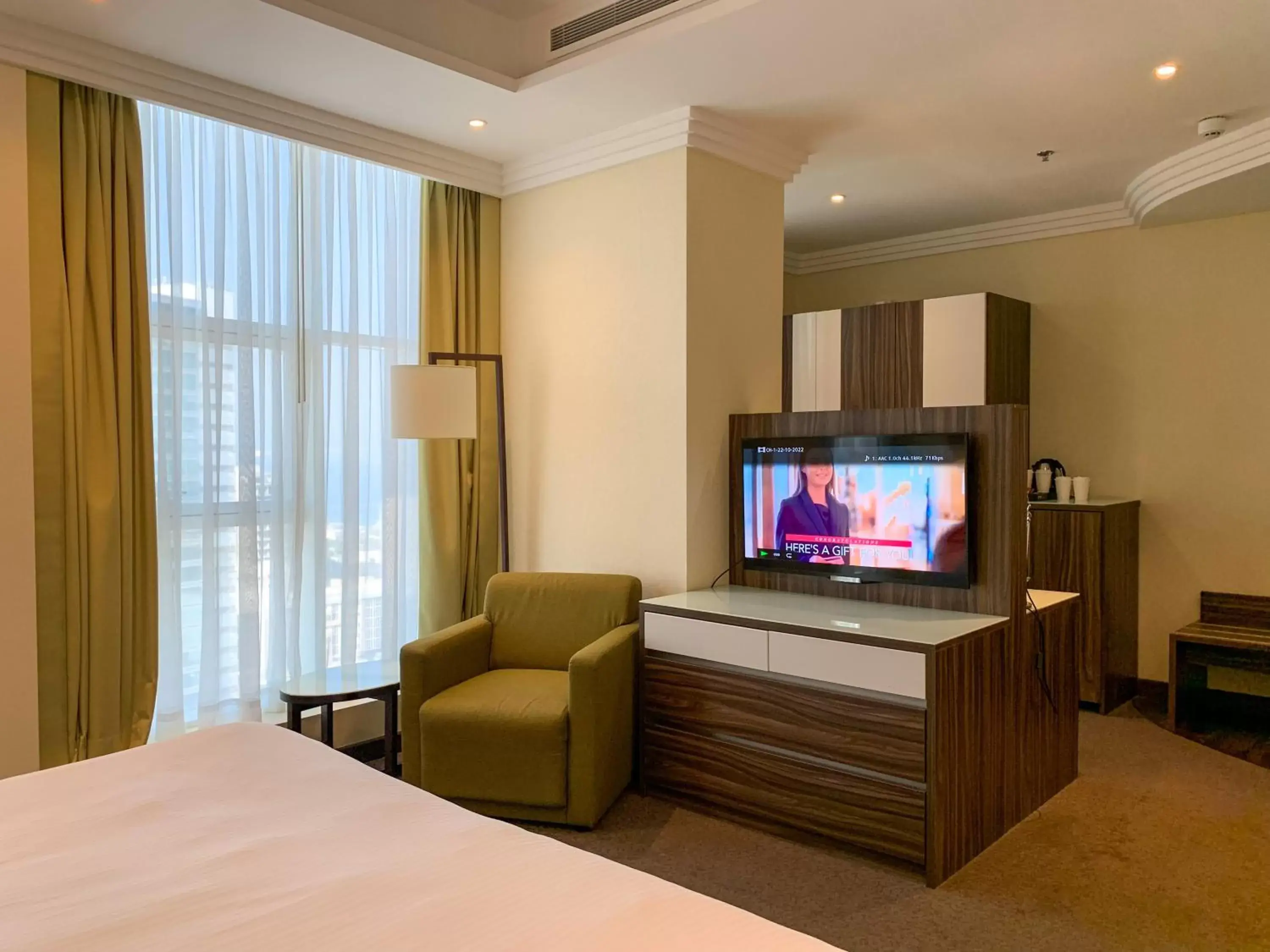 Photo of the whole room, TV/Entertainment Center in Swiss-Belhotel Seef Bahrain