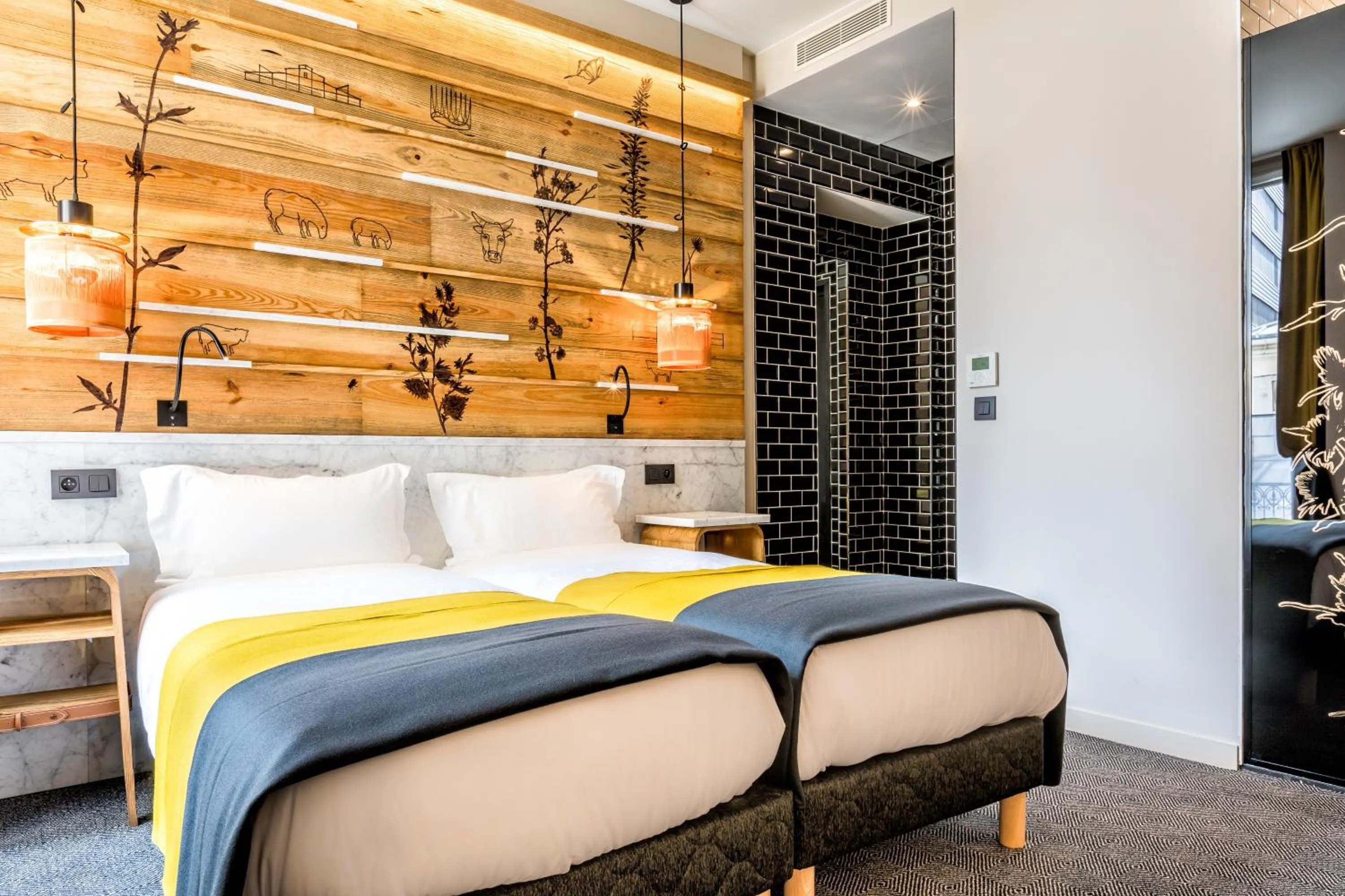 Bed in Hotel Restaurant Au Boeuf Couronné