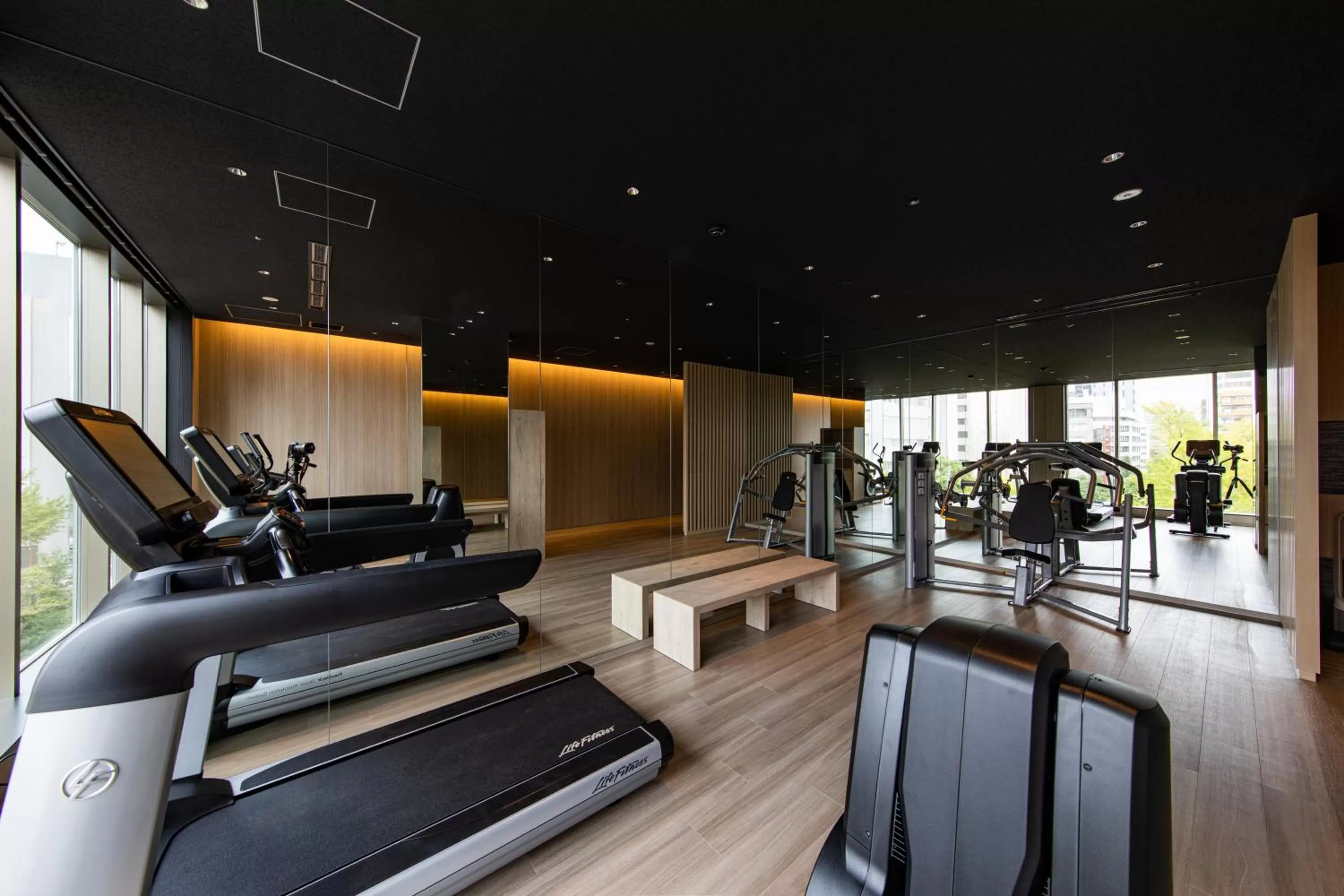 Fitness centre/facilities in THE BLOSSOM HAKATA Premier