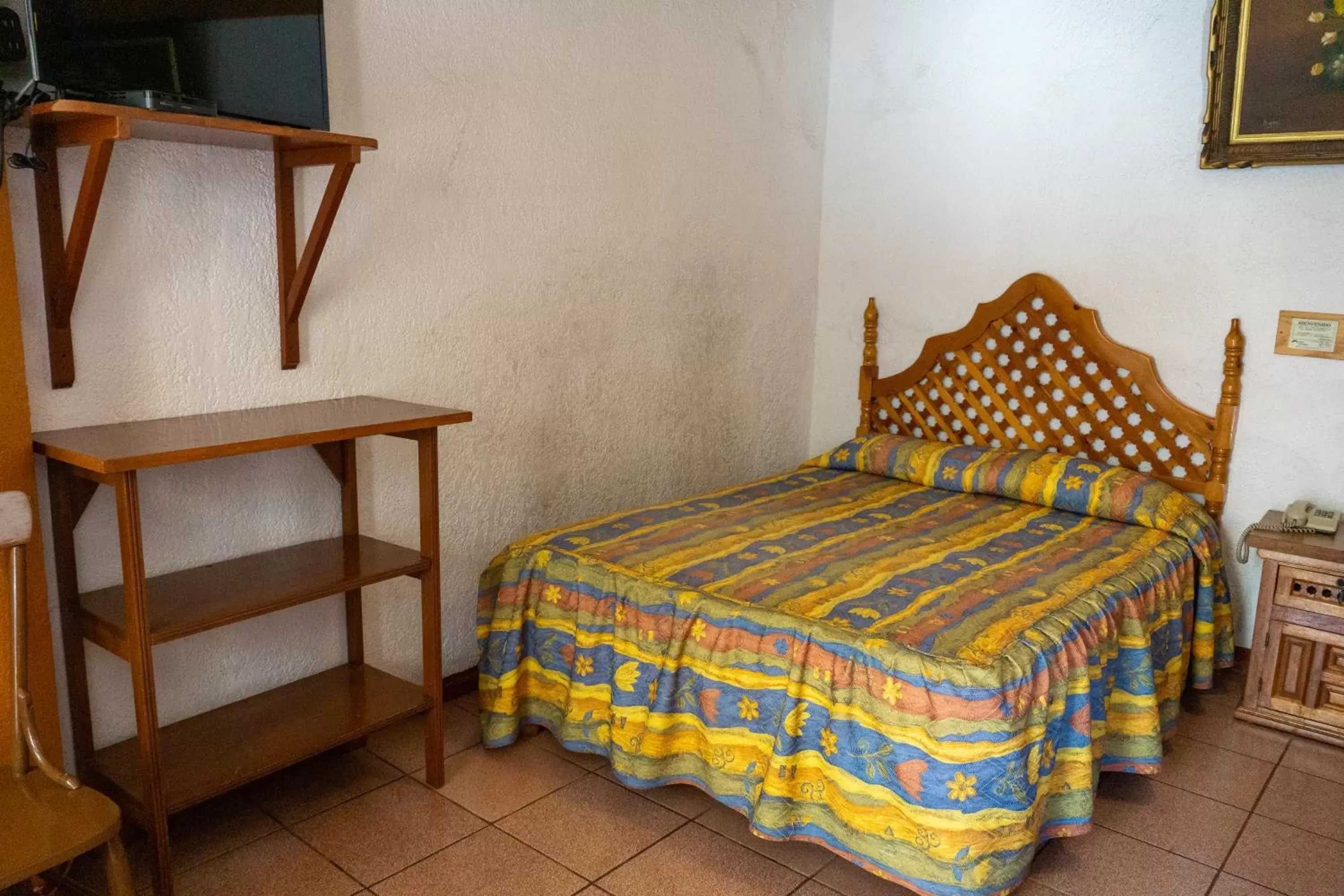 Bed in Hotel Colonial