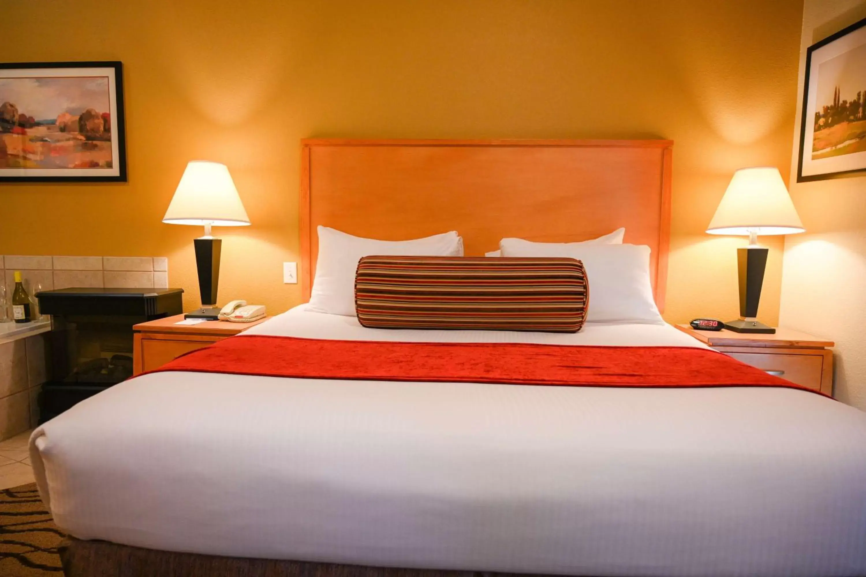 Photo of the whole room, Bed in Best Western Plus Guymon Hotel & Suites Photo of the whole room, Bed in Best Western Plus Guymon Hotel & Suites