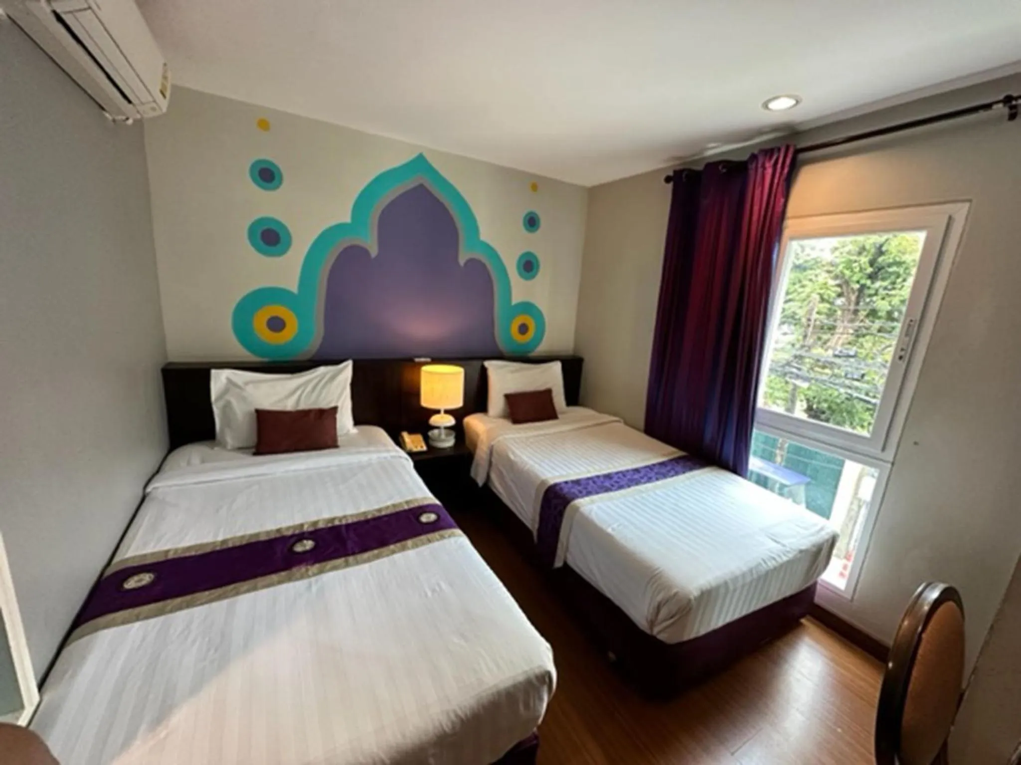 Bed in Sawasdee Hotel @ Sukhumvit Soi 8