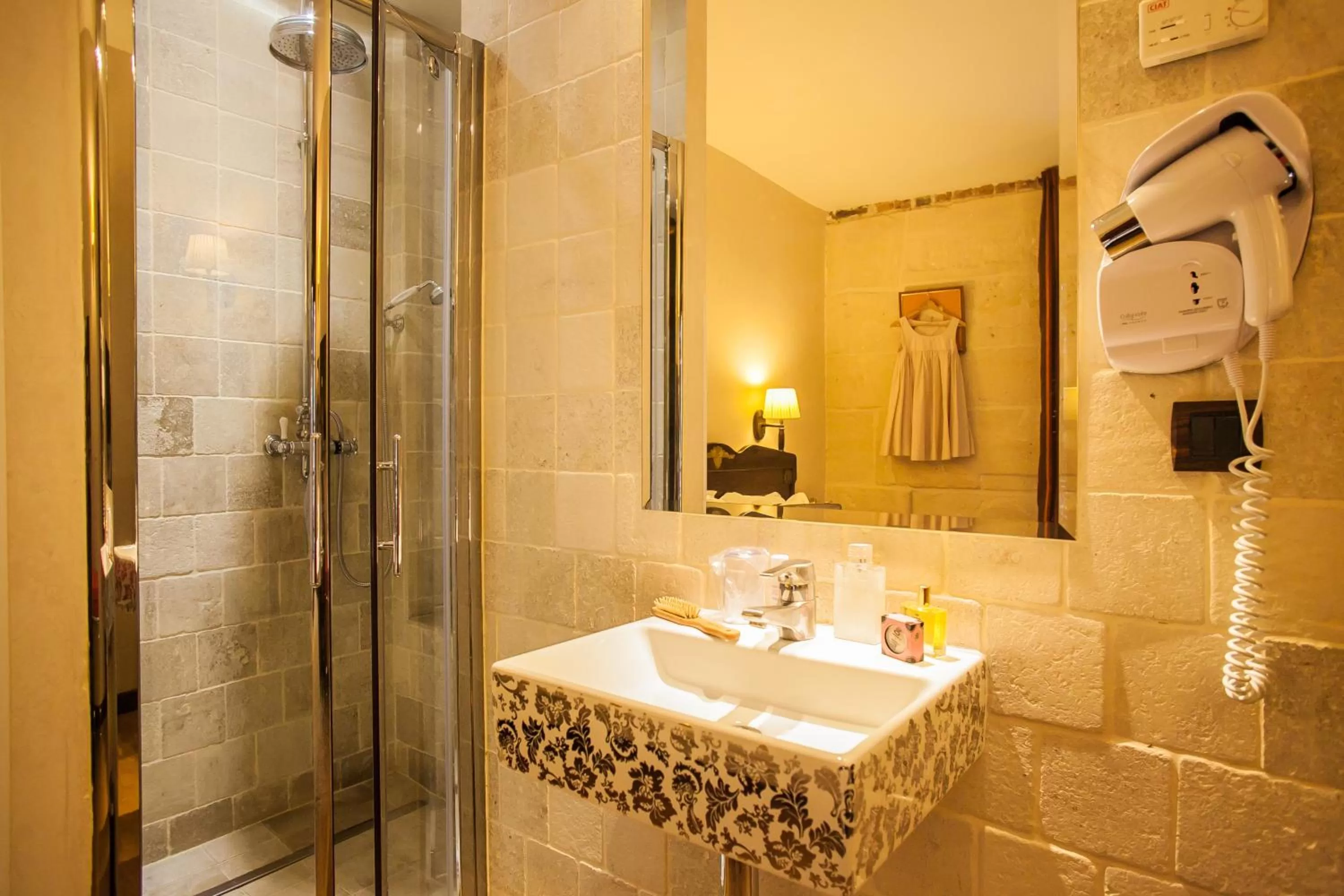 Bathroom in Europe Saint Severin-Paris Notre Dame