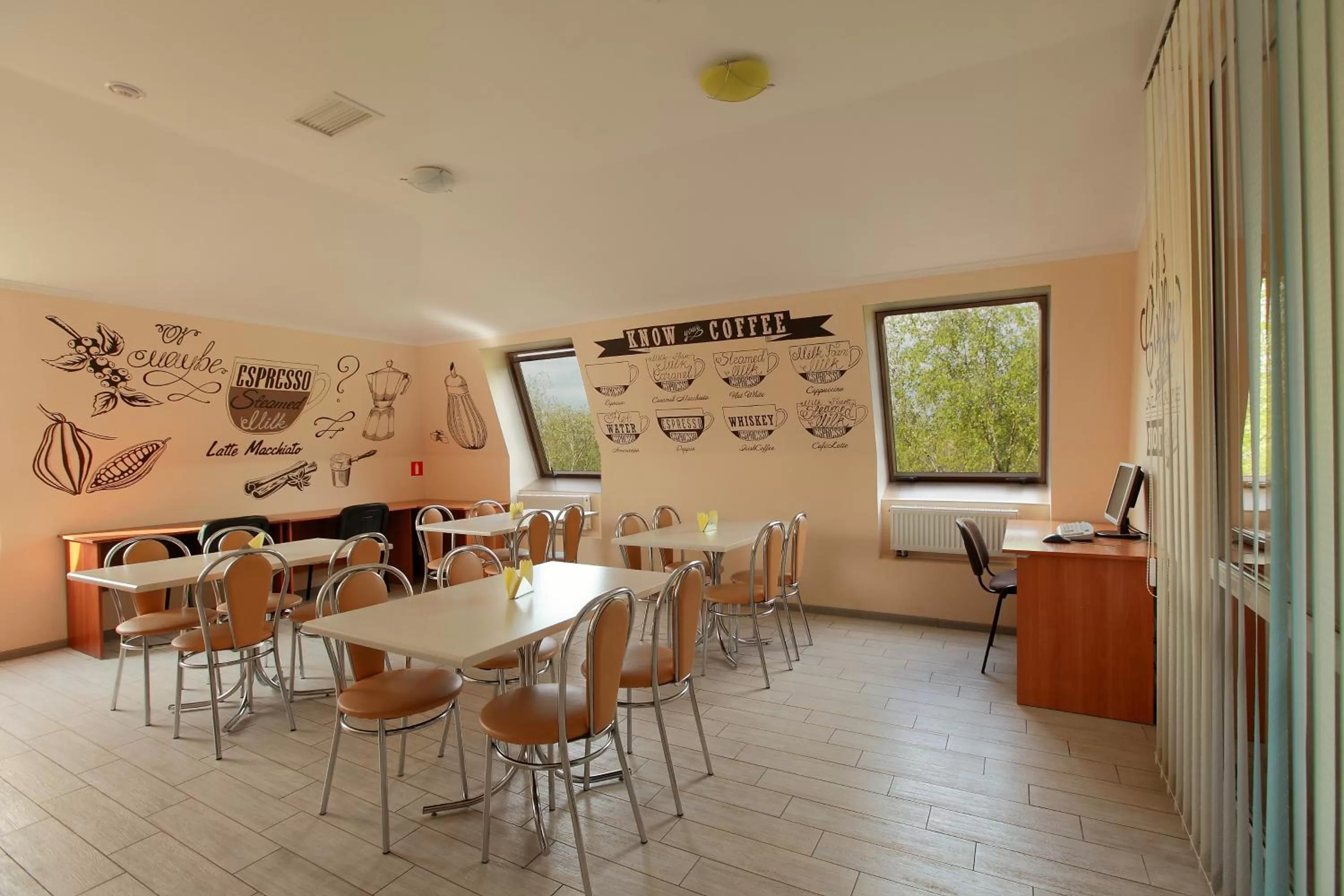 Restaurant/places to eat in Budget Hotel Ekotel