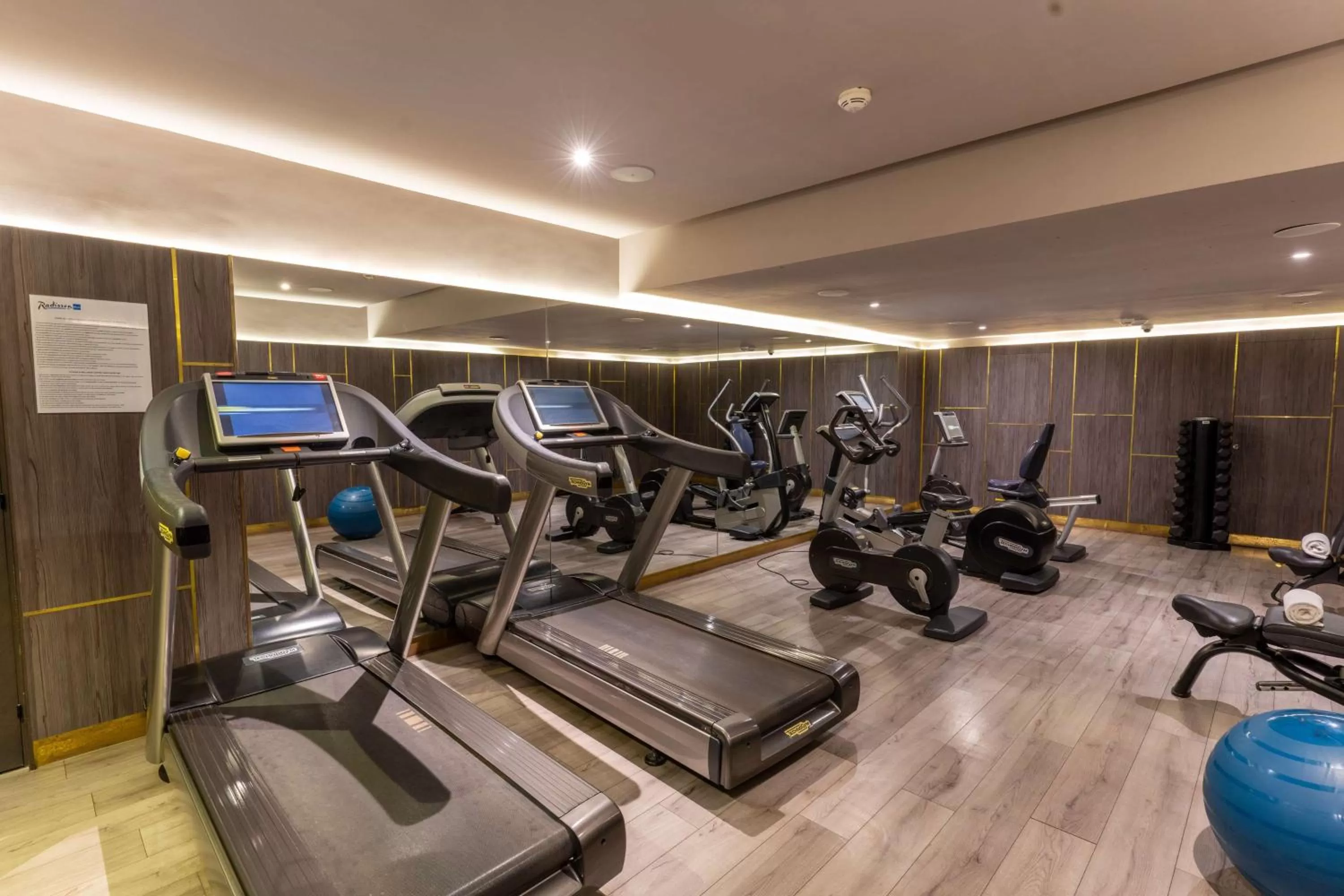 Fitness centre/facilities in Radisson Blu Hotel Casablanca City Center