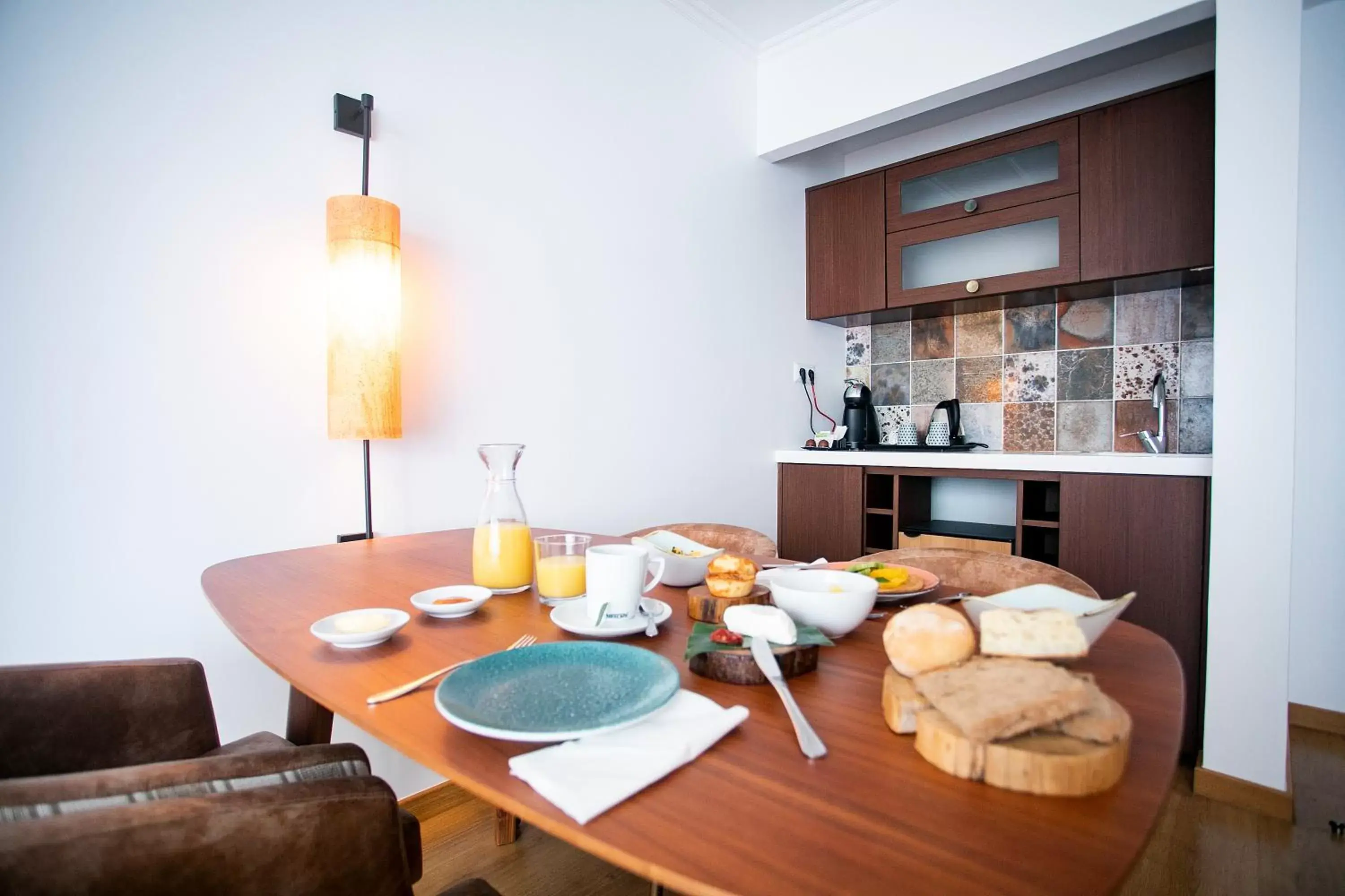 Food and drinks, Dining Area in Hotel Ponta Delgada