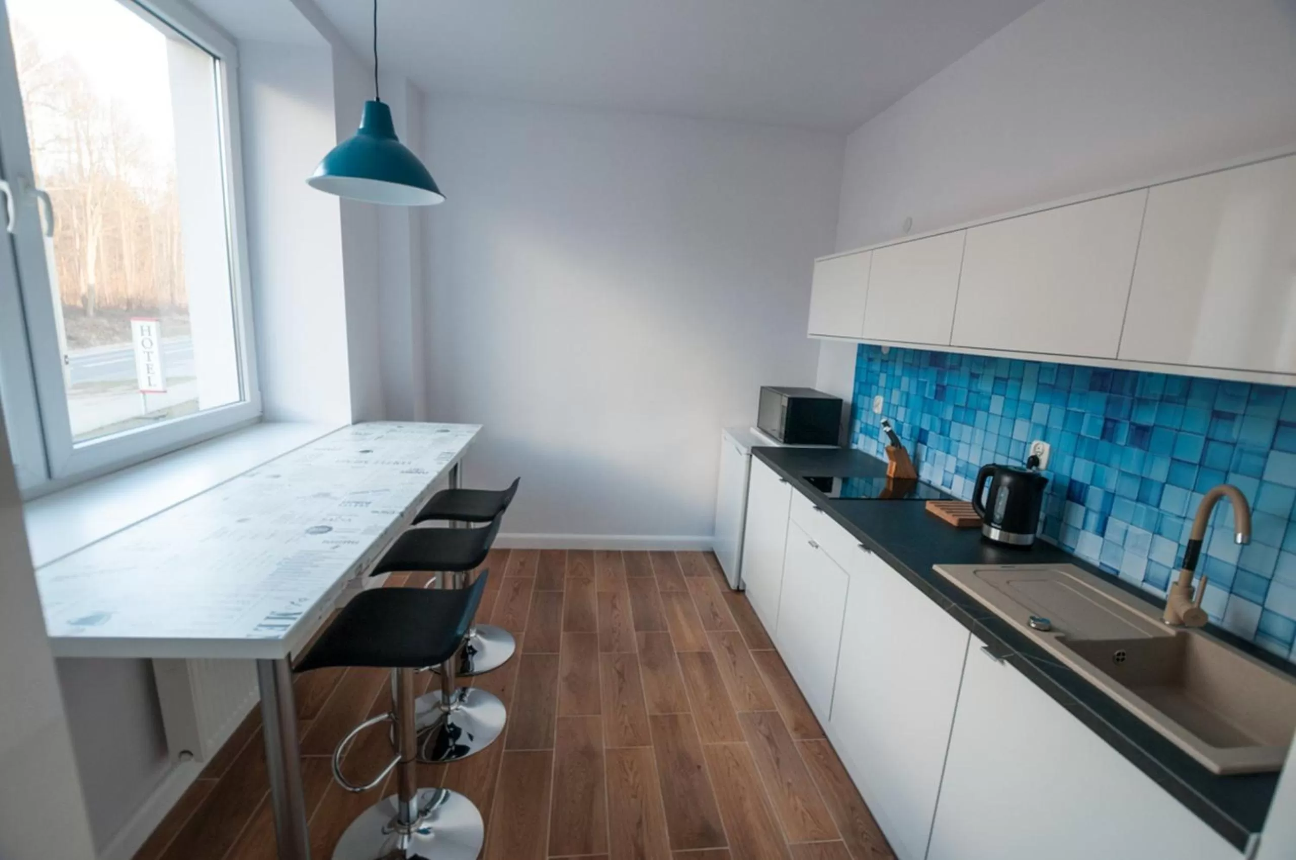 Communal kitchen in Hotel Komes