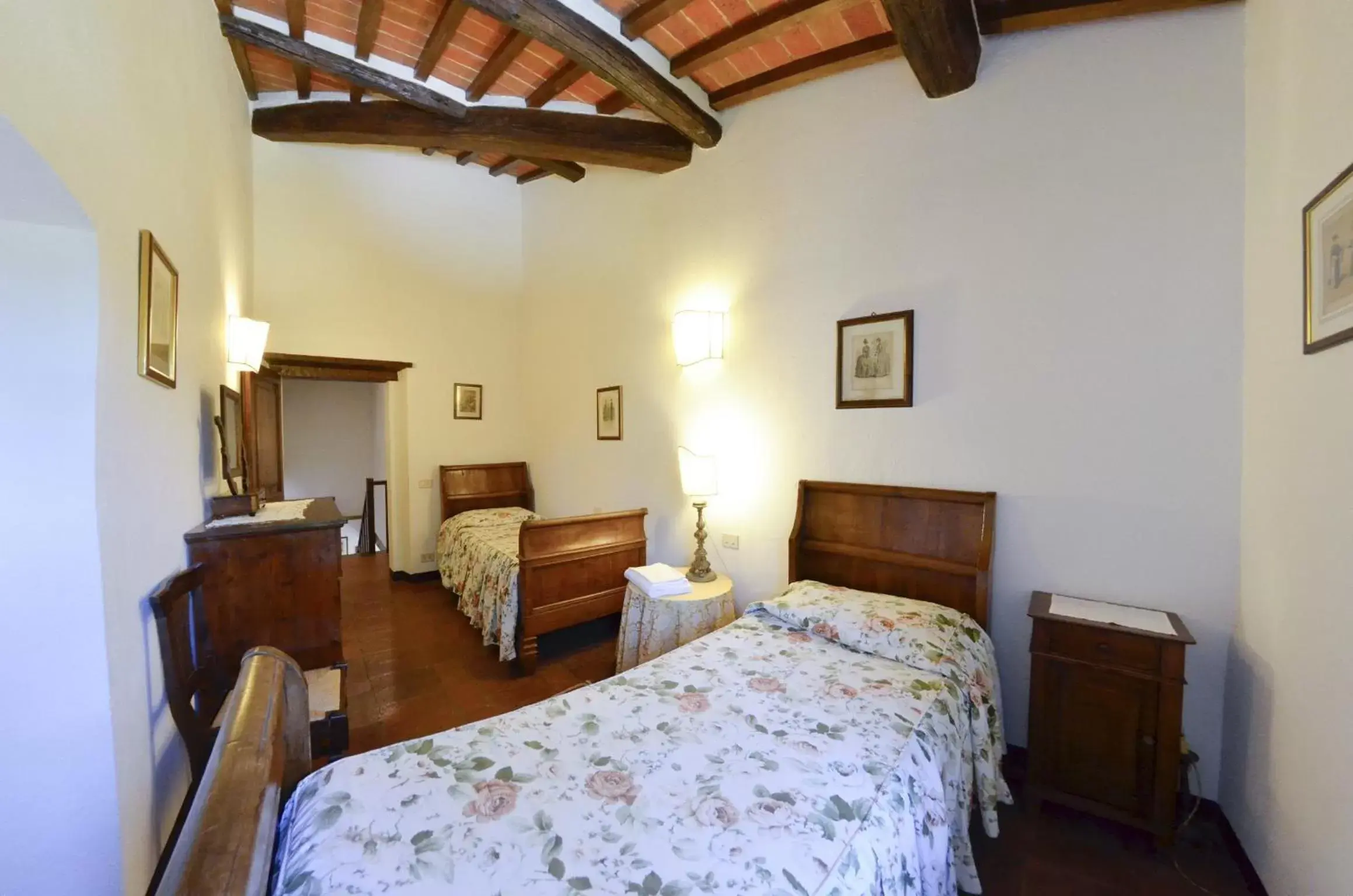 Photo of the whole room, Bed in Residence Il Casale