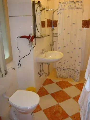 Double Room in Hotel Spagna
