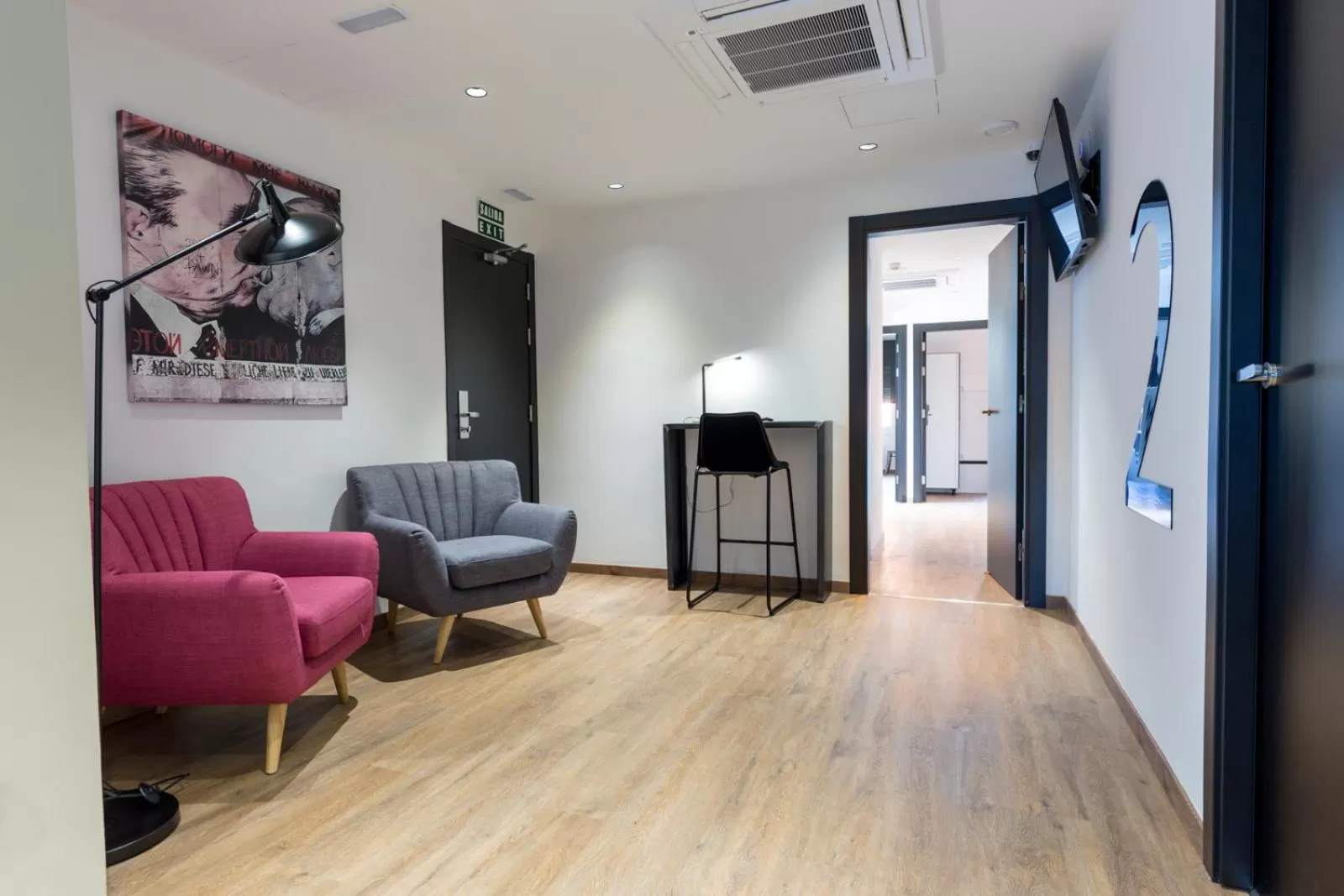 Seating area in Airhostel Barcelona Airport 24h