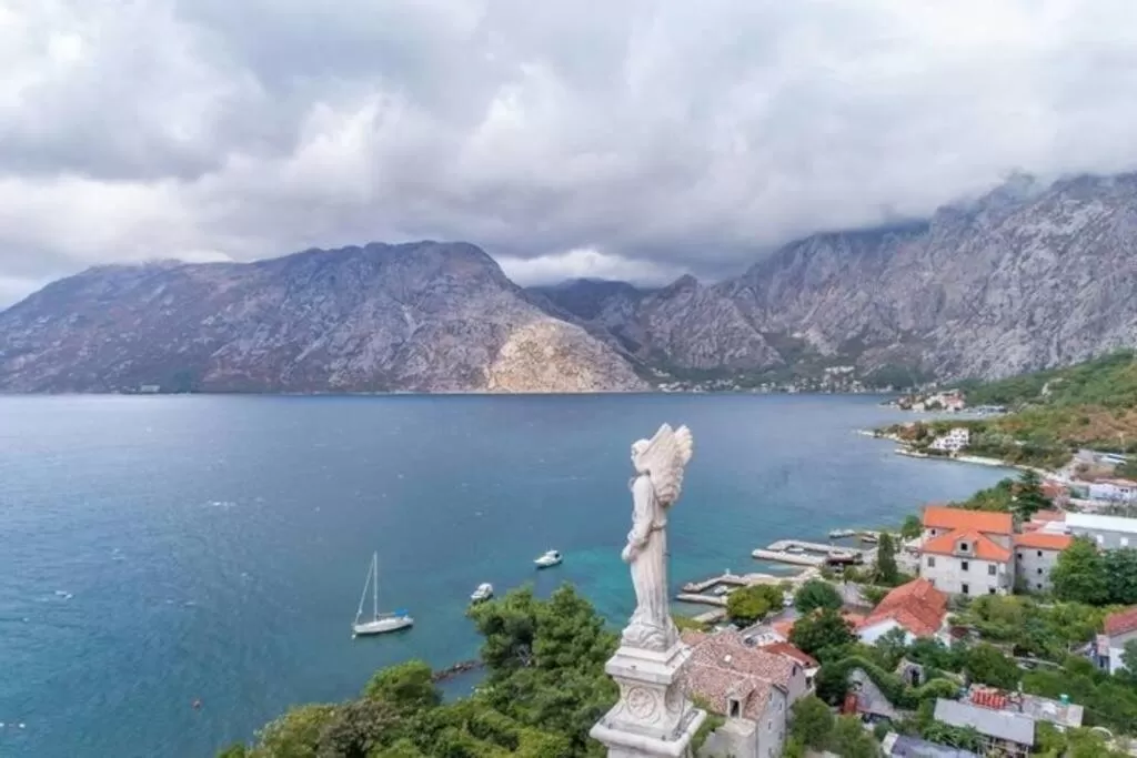 Bird's-eye View in Apartment Kotor