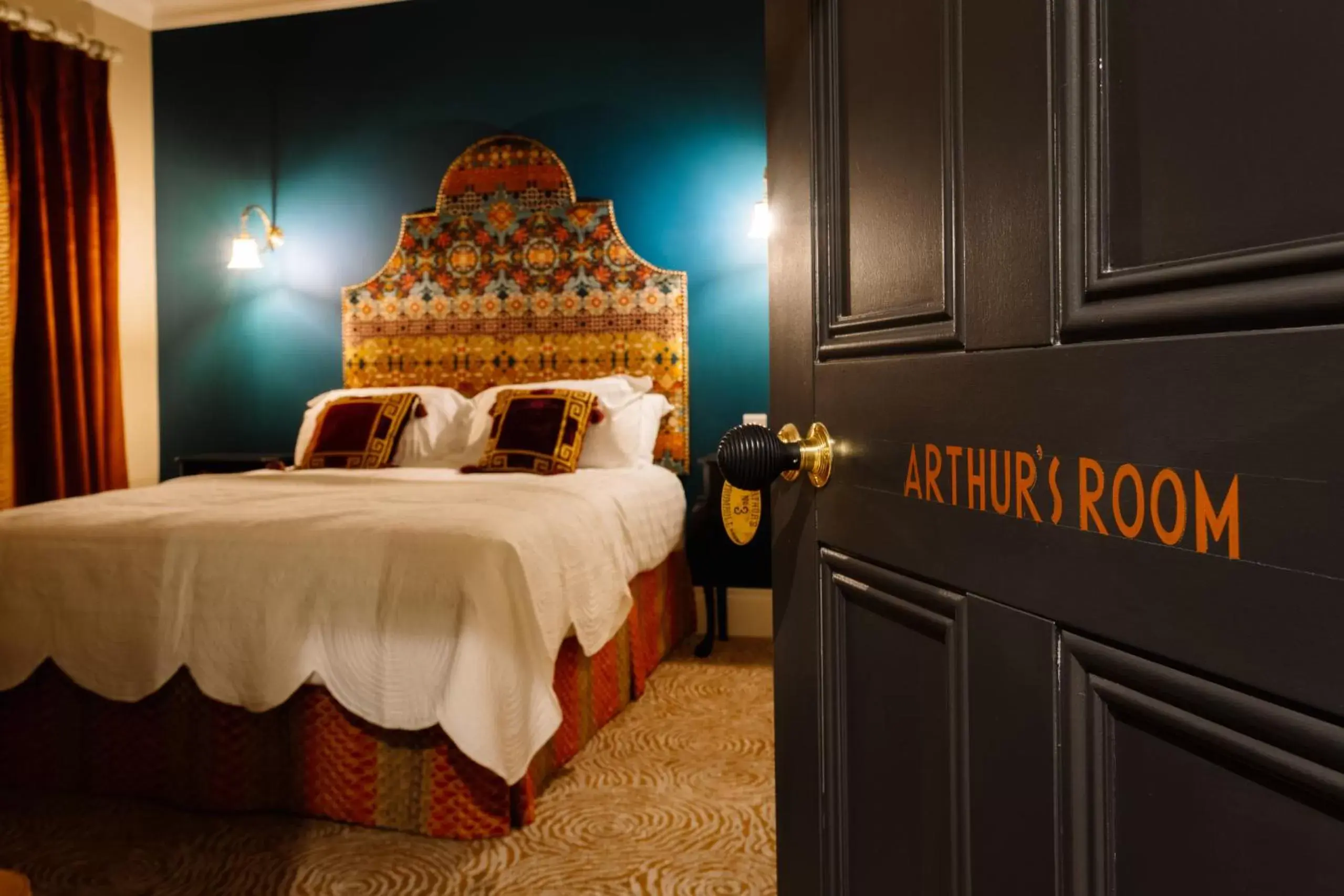 Bedroom, Bed in Arthurs