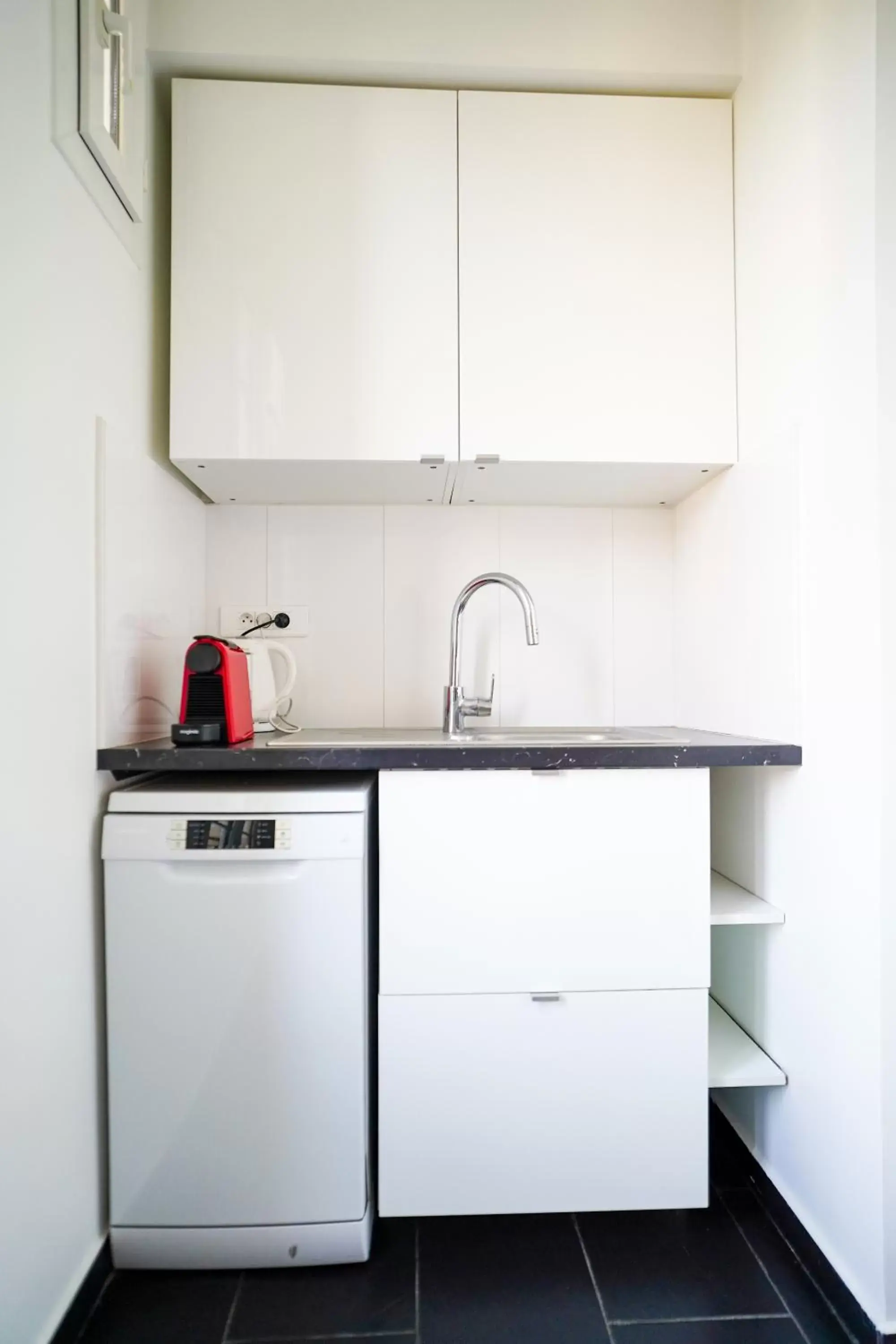 Kitchen/Kitchenette in Villa Escudier