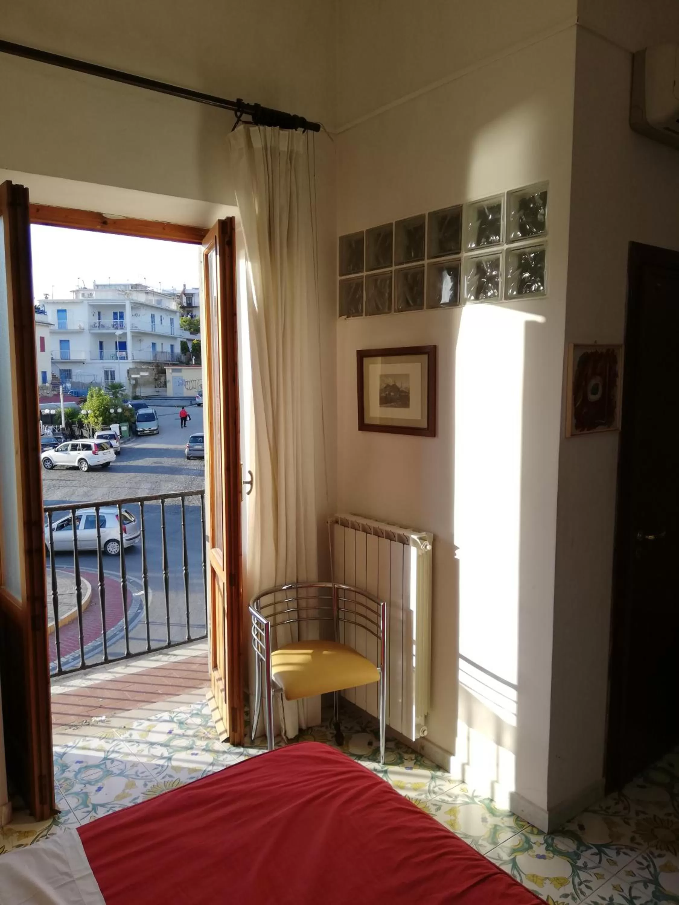 View (from property/room), Bed in Hotel Sibilla Residence