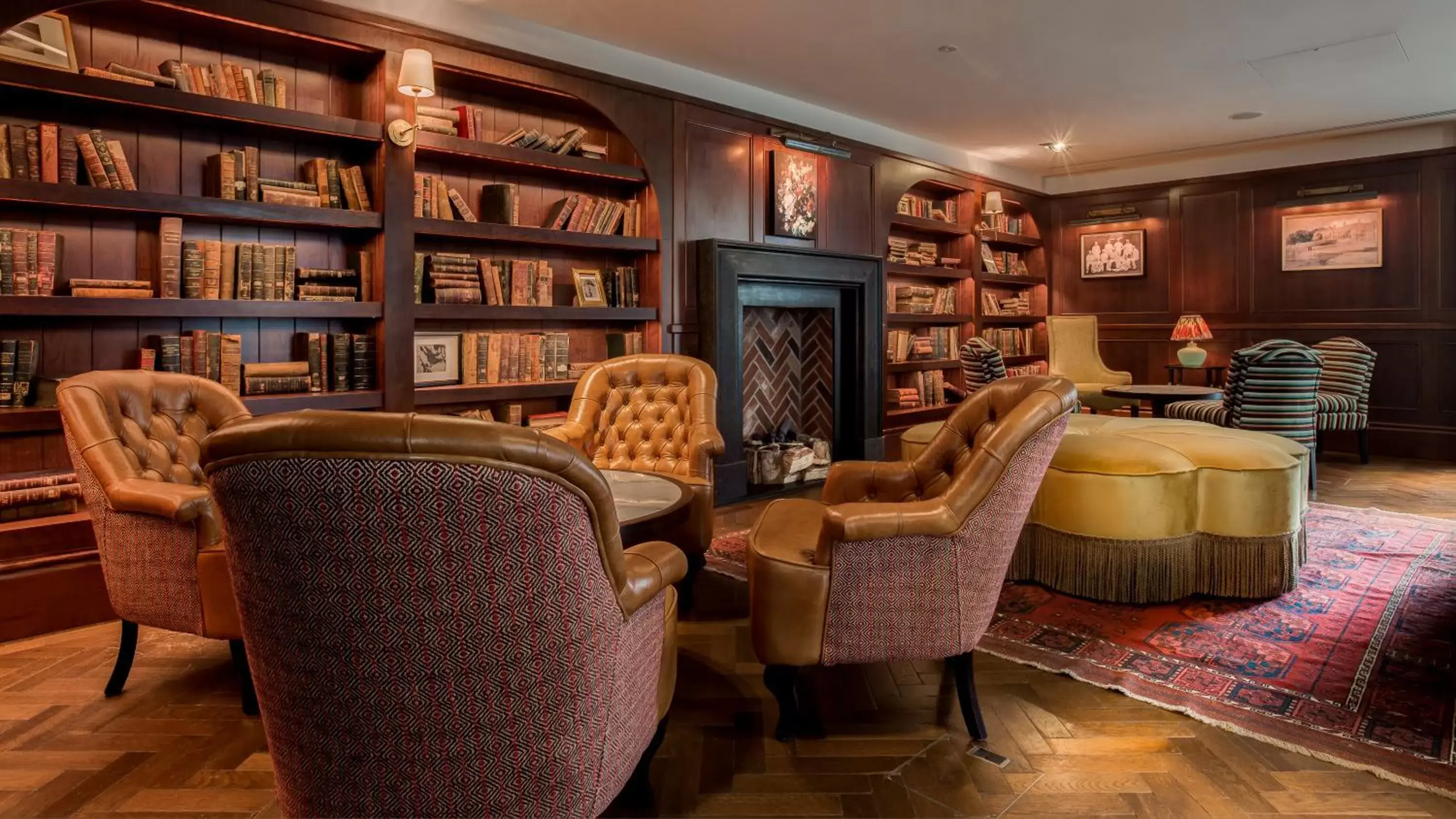 Library in Clayton Hotel Cambridge