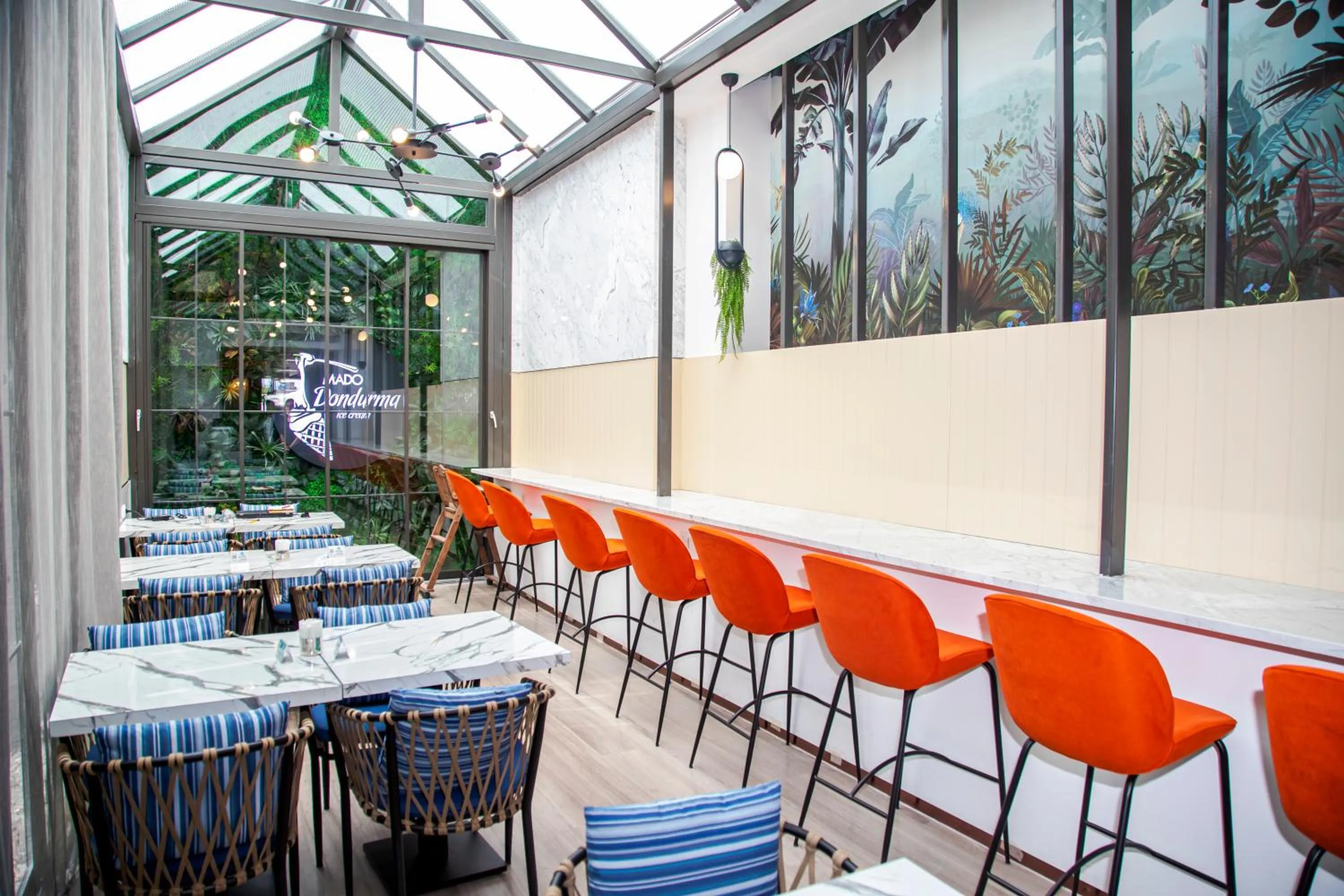 Restaurant/places to eat in Dosso Dossi Hotels Yenikapı