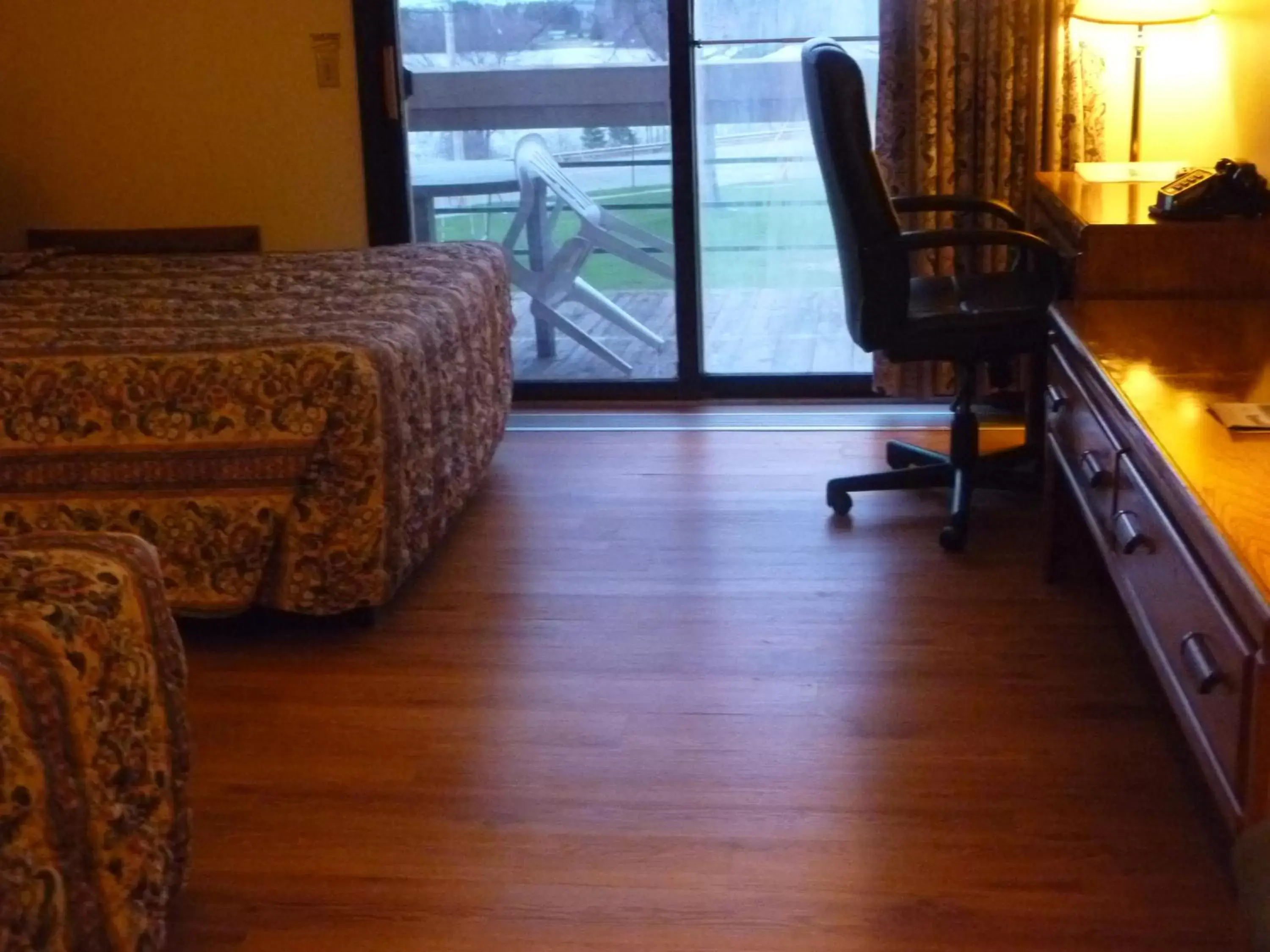 Bedroom in Timber Inn Motel