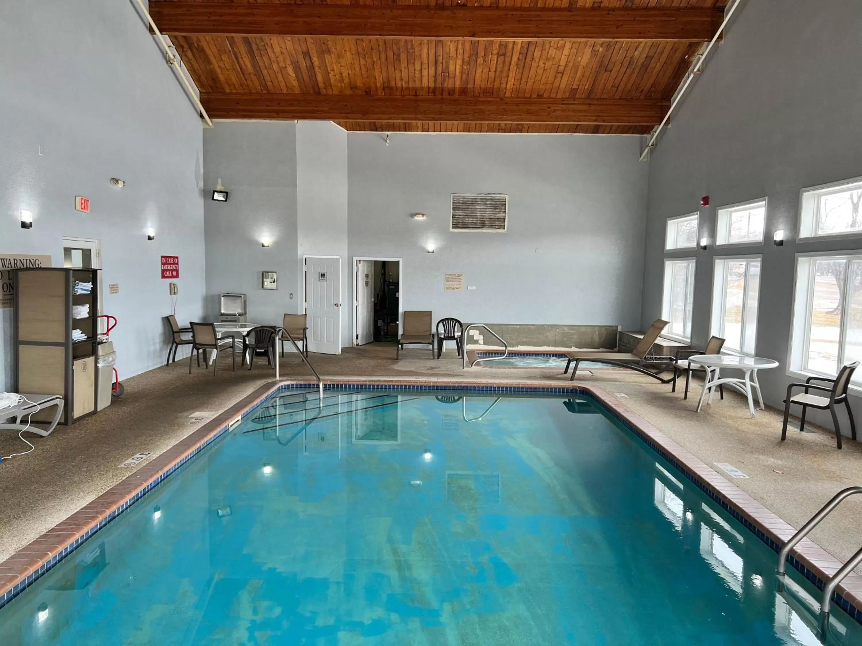 Swimming pool in GrandStay Hotel and Suite Waseca