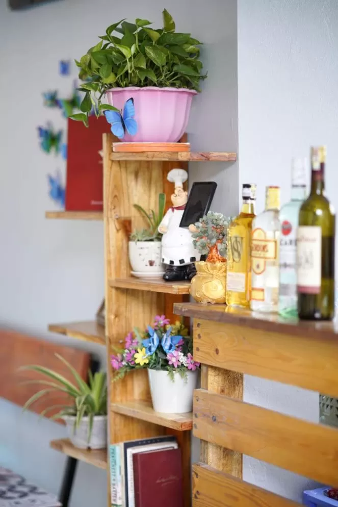 Food and drinks in Almor Hostel With Pool in right center