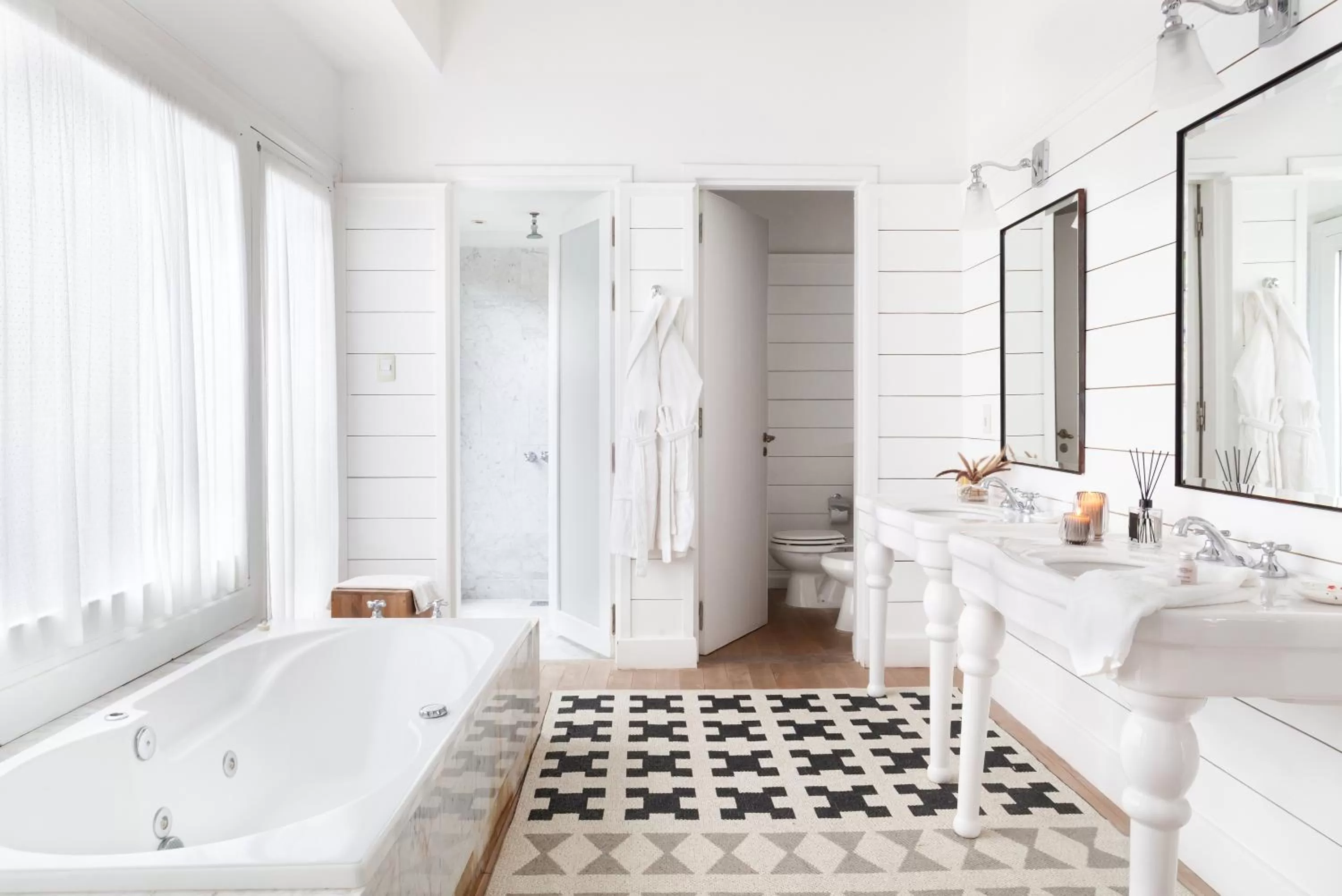 Bathroom, Bed in Casa Chic Carmelo