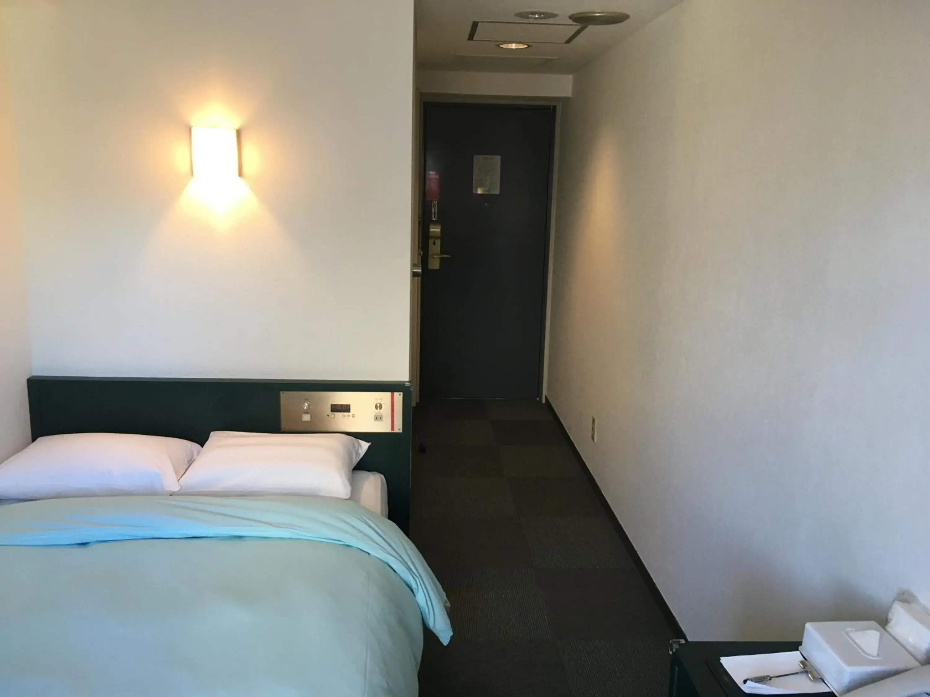 Double Room with Small Double Bed - single occupancy - Non-Smoking in Olympic Inn Azabu Double Room with Small Double Bed - single occupancy - Non-Smoking in Olympic Inn Azabu