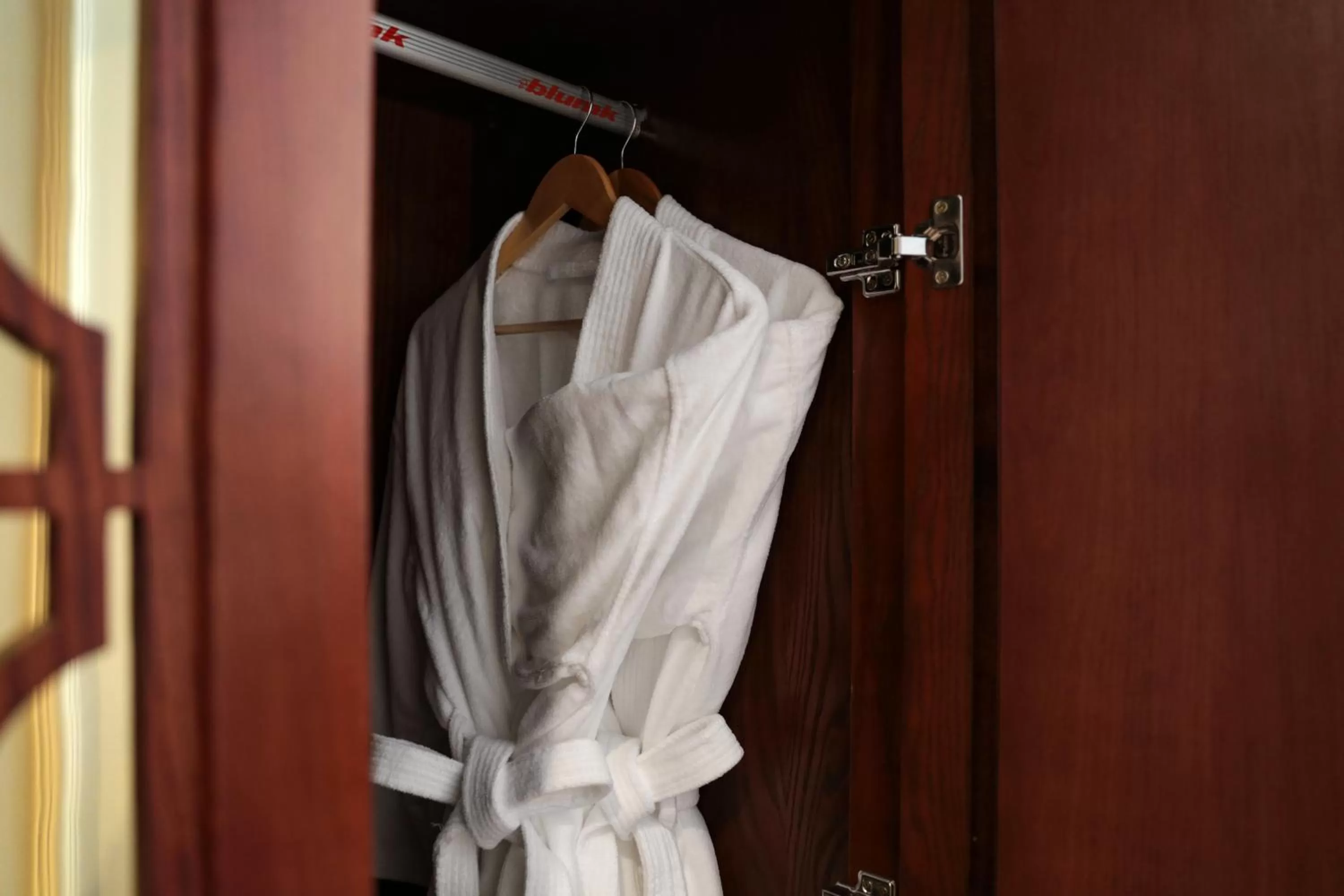 wardrobe in Hanoi Fiesta Central Hotel and Spa