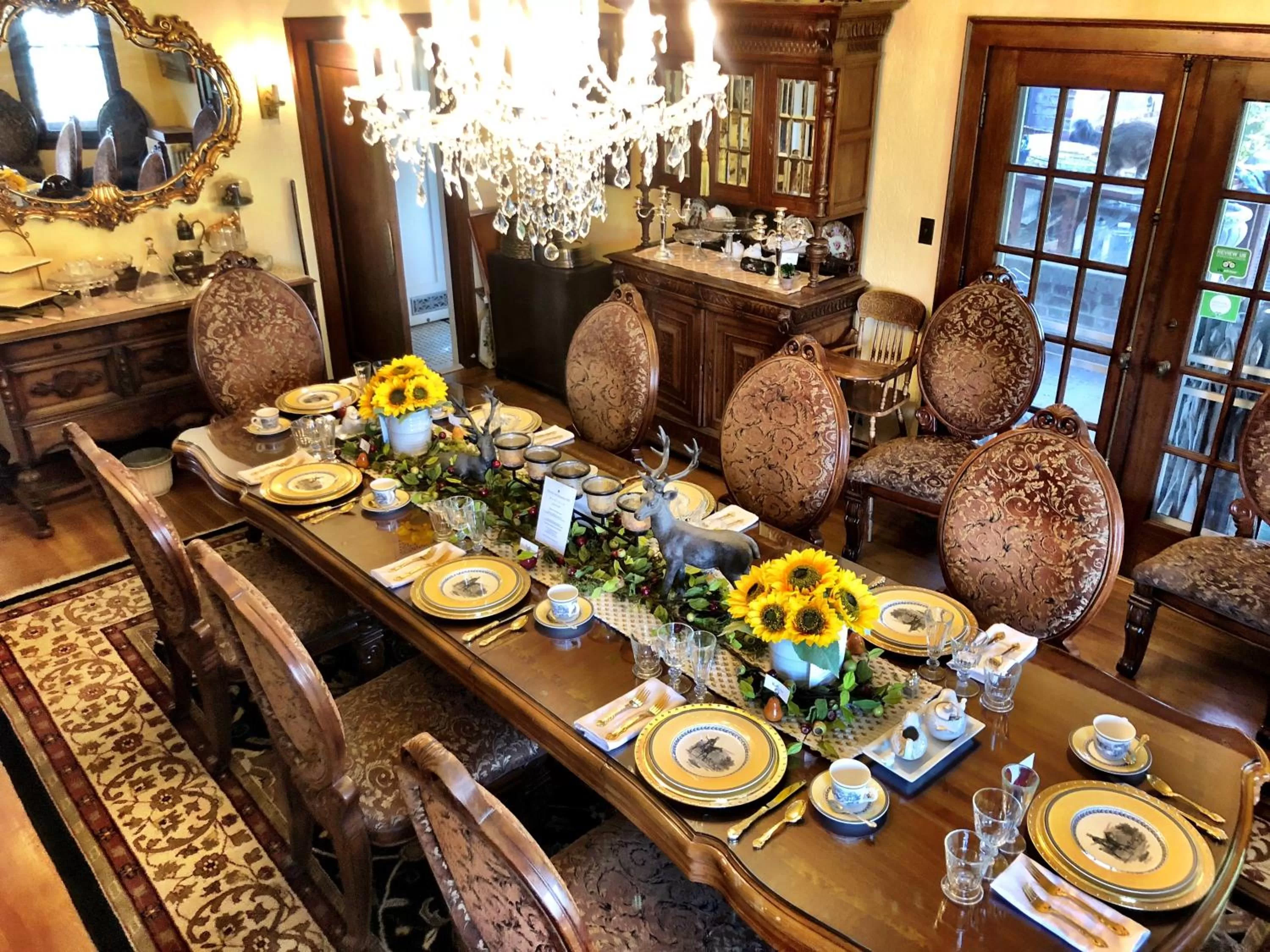 Food and drinks in The Inn on Knowles Hill Bed & Breakfast Hotel