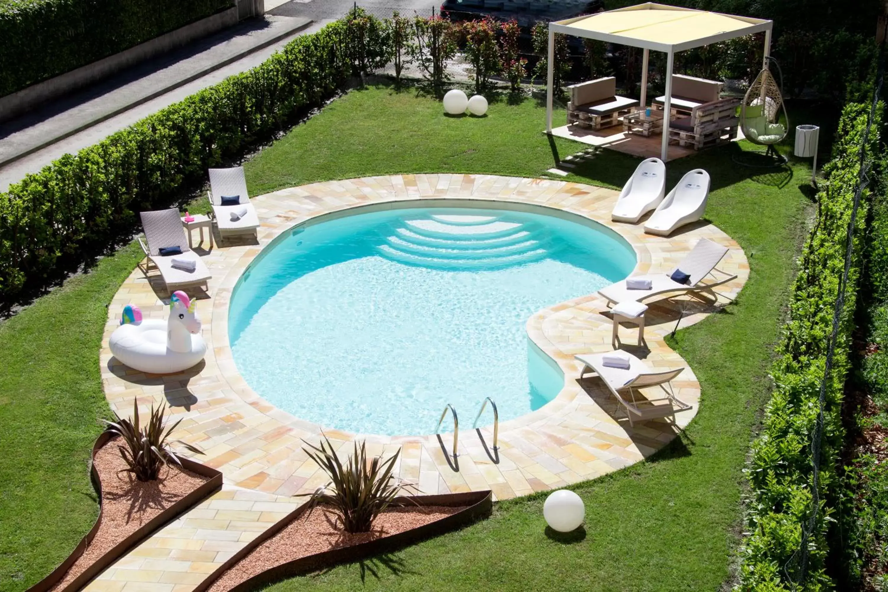 Pool View in Hotel Brescia