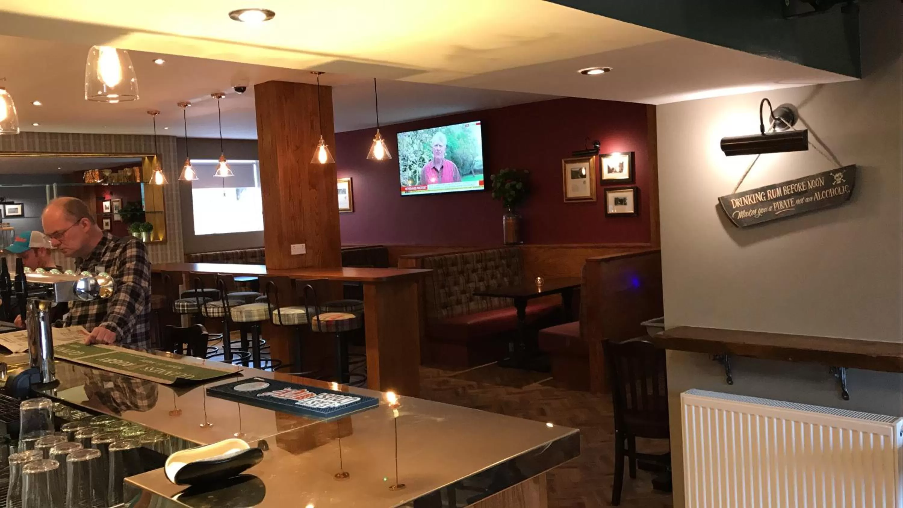 Lounge or bar in 19th Hole Hotel, Carnoustie