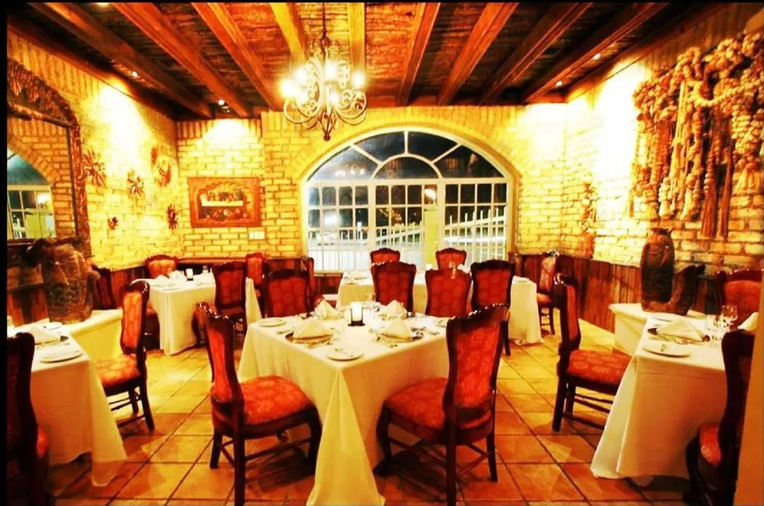 Restaurant/Places to Eat in Club Maeva Miramar Tampico