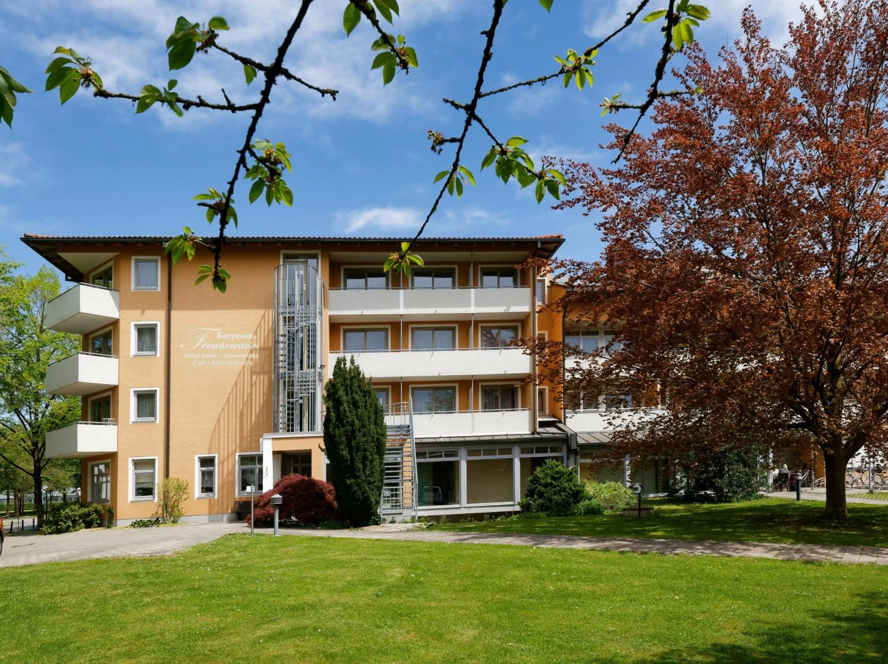 Property building in Kurpension Freudenstein