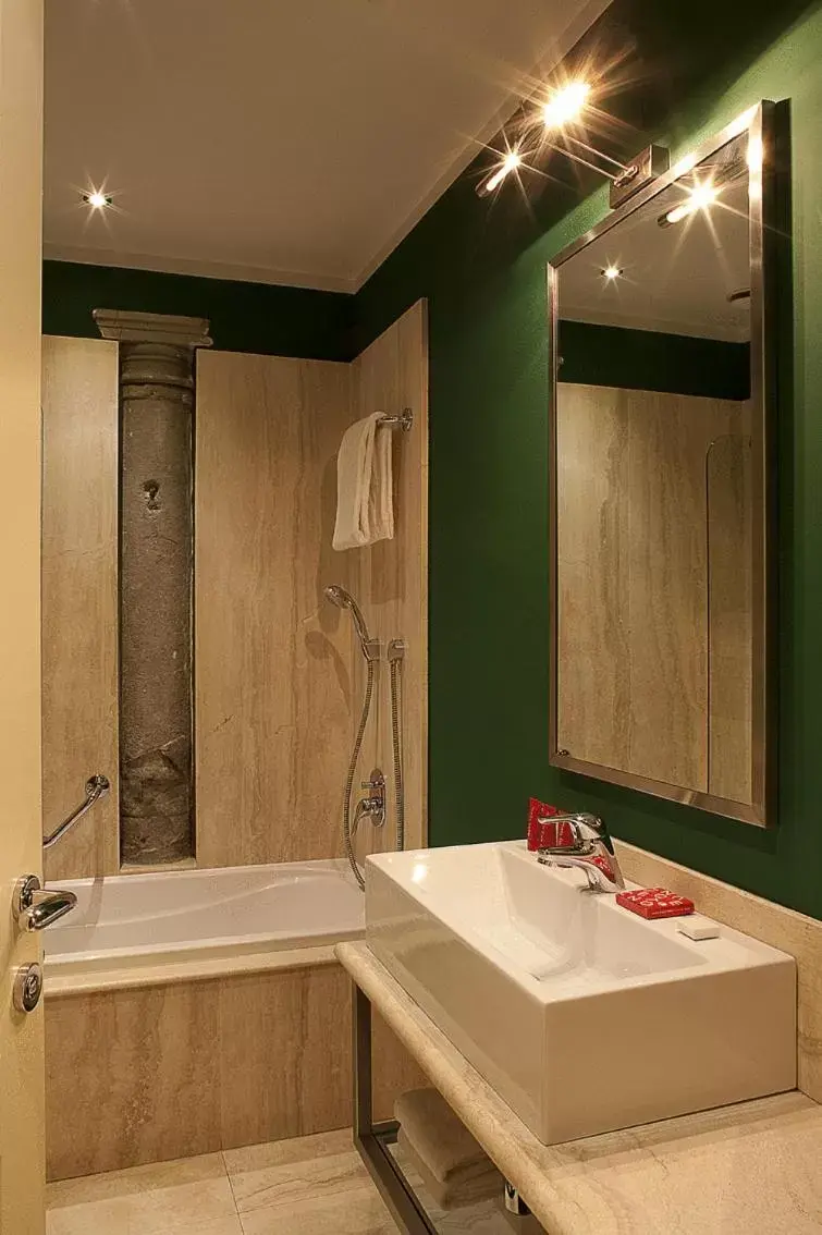 Bathroom in Hotel 500 Firenze