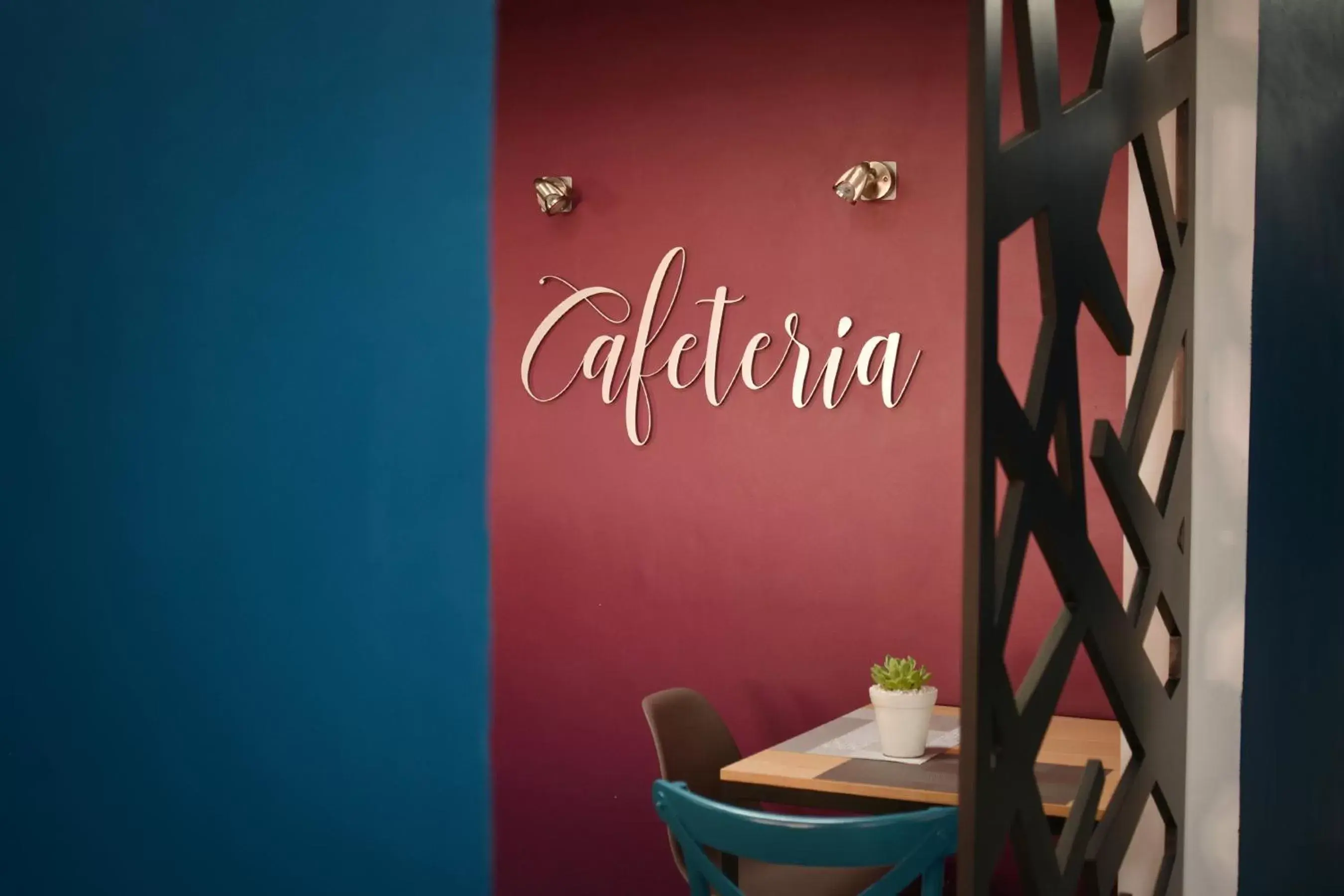 Restaurant/places to eat in Casa Calila