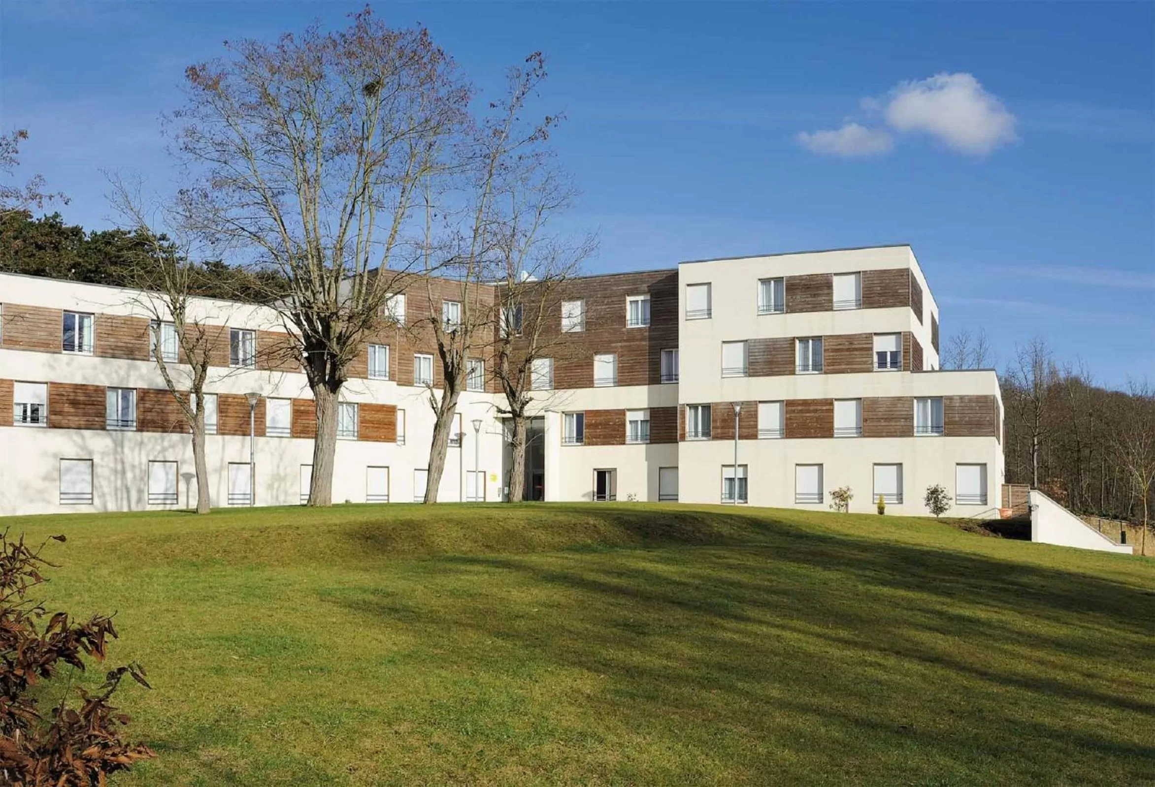 Property building in Residhome Paris Saclay " Bures sur Yvette "