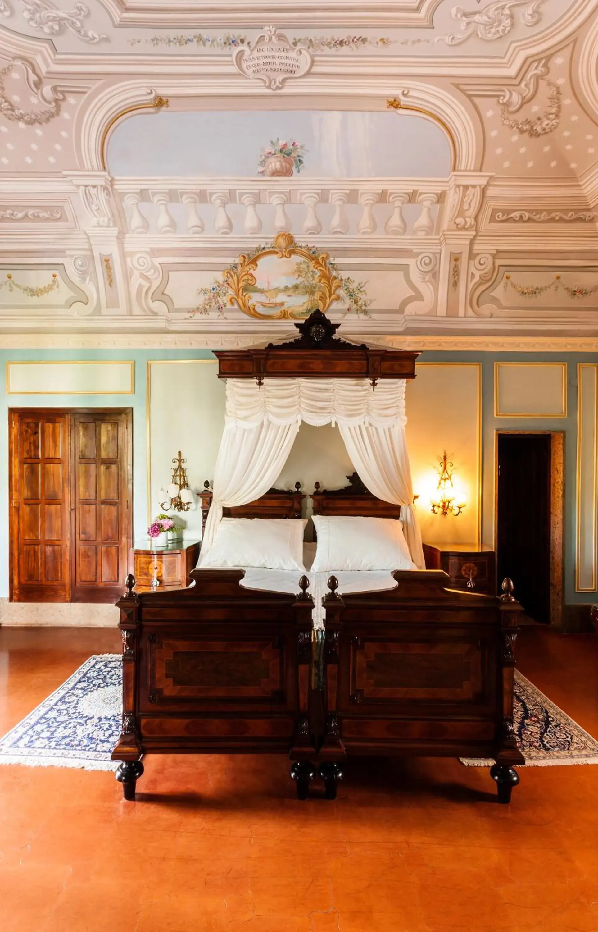 Bed in Grand Hotel Cocumella