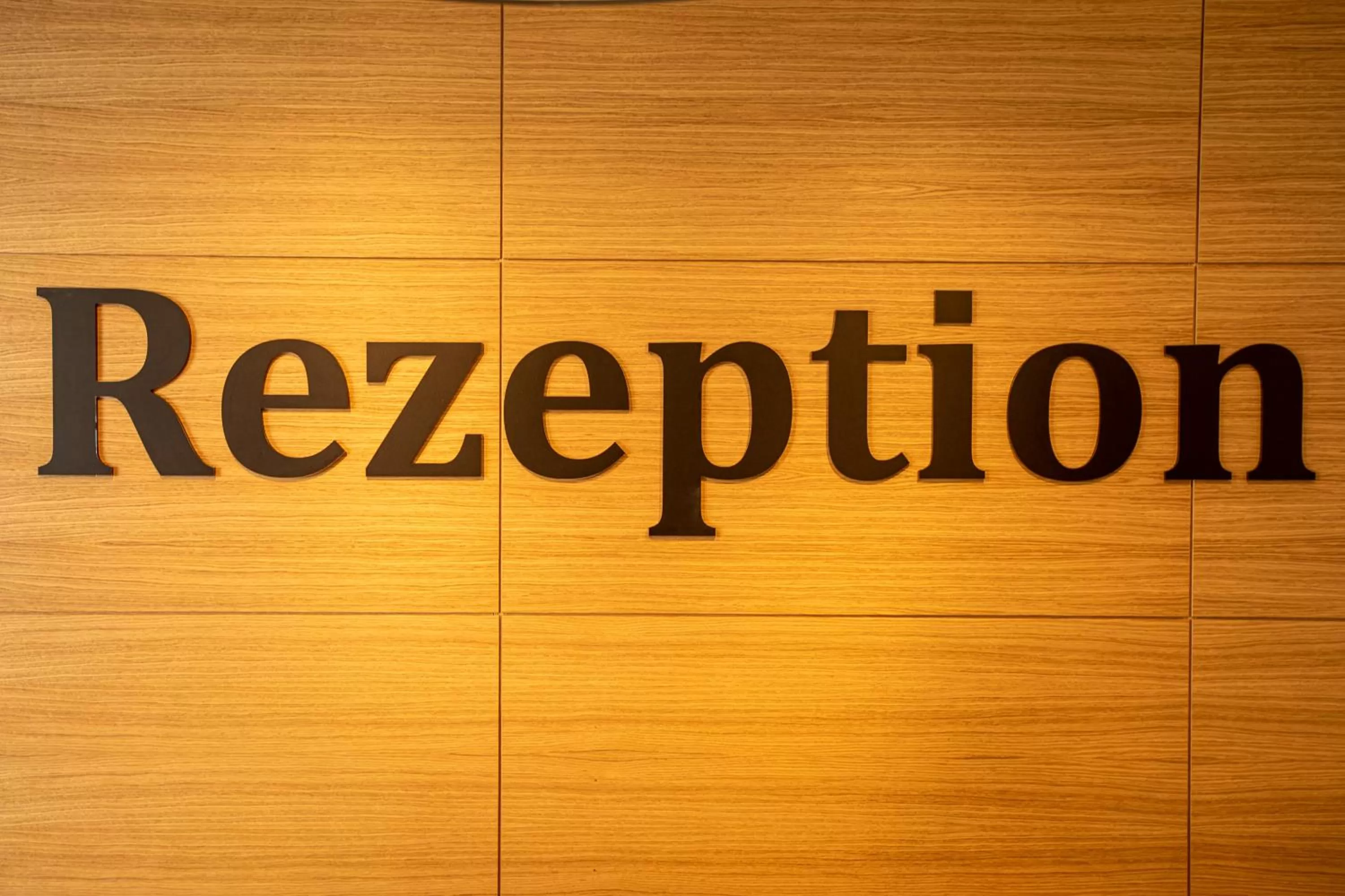 Lobby or reception in Stadthotel Lohne, Self Check In, mit Bäckerei und Cafe