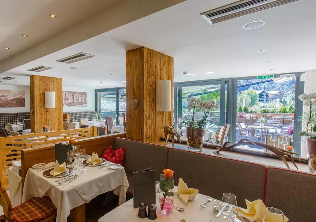 Restaurant/places to eat in Hotel Kaprunerhof Restaurant/places to eat in Hotel Kaprunerhof