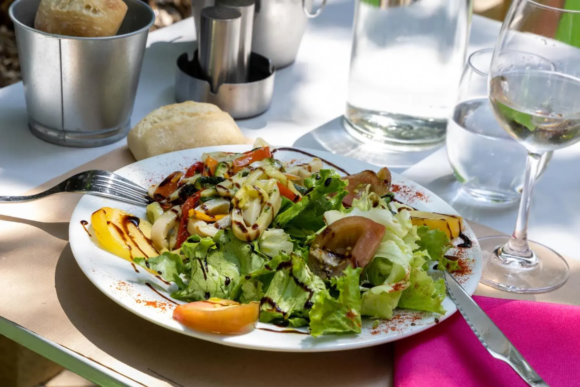 Food in INTER-HOTEL CÃ´tÃ© Sud Hotel Allauch